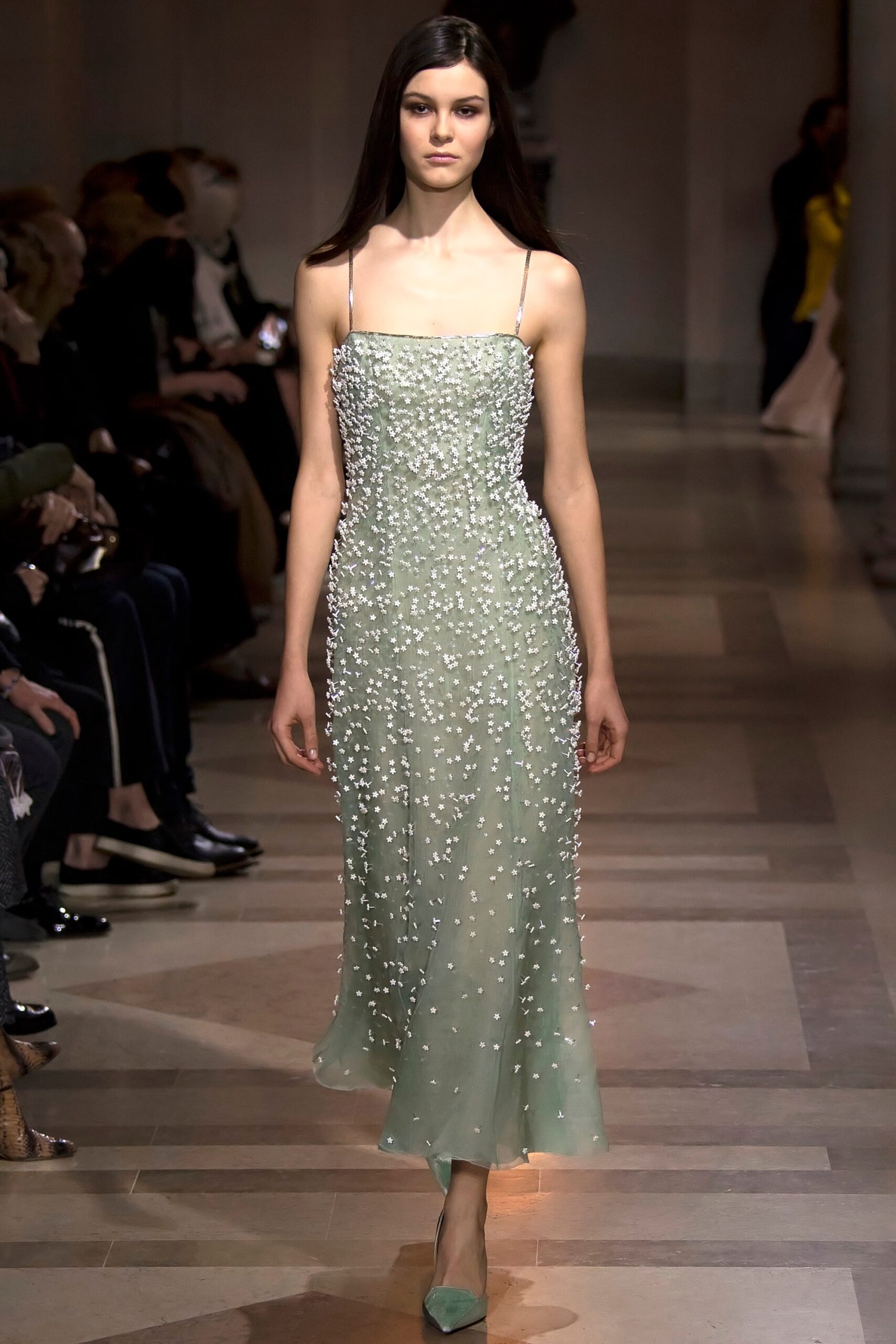 Carolina Herrera F/W 16 Look 428