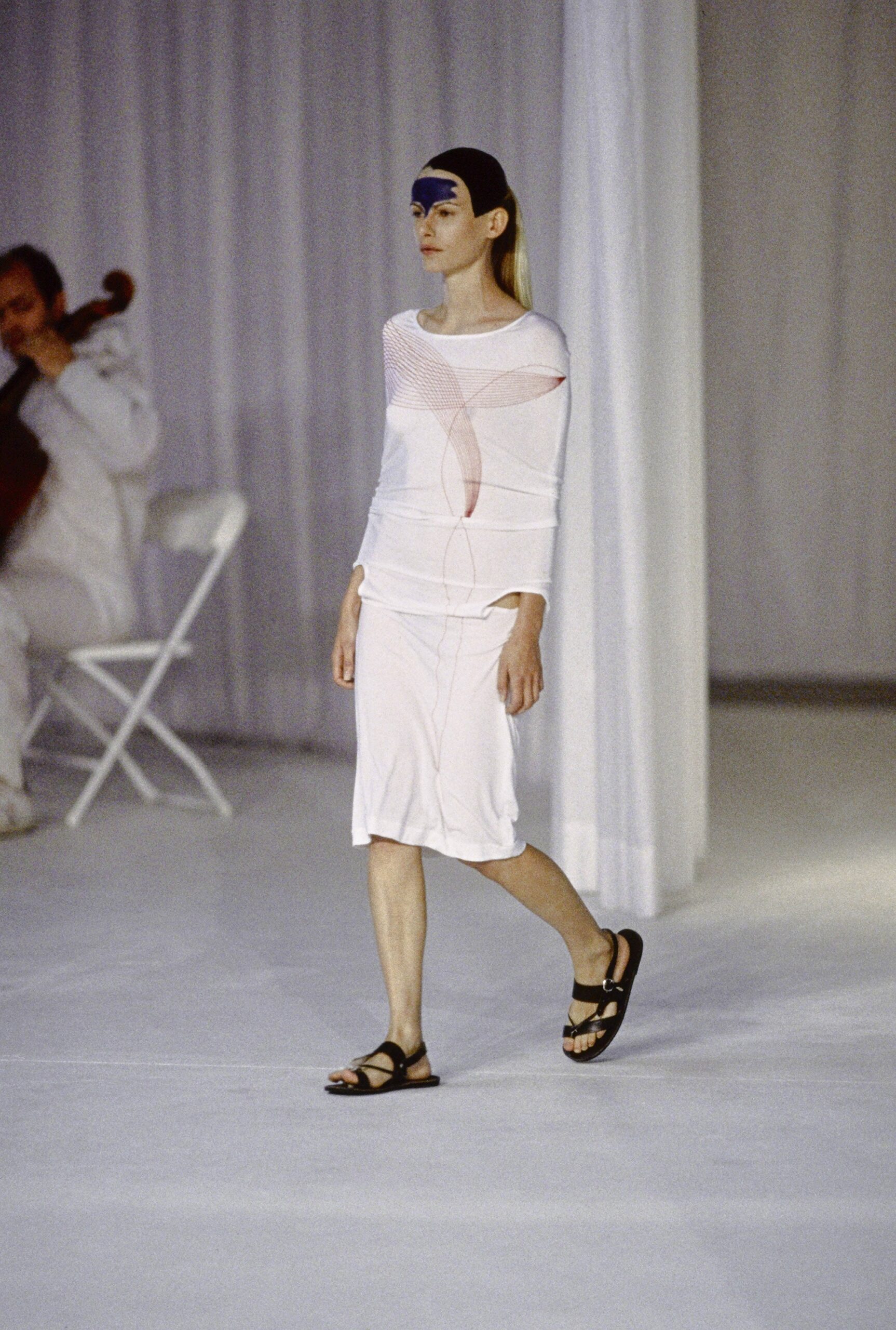 Chalayan S/S 98 Look 46