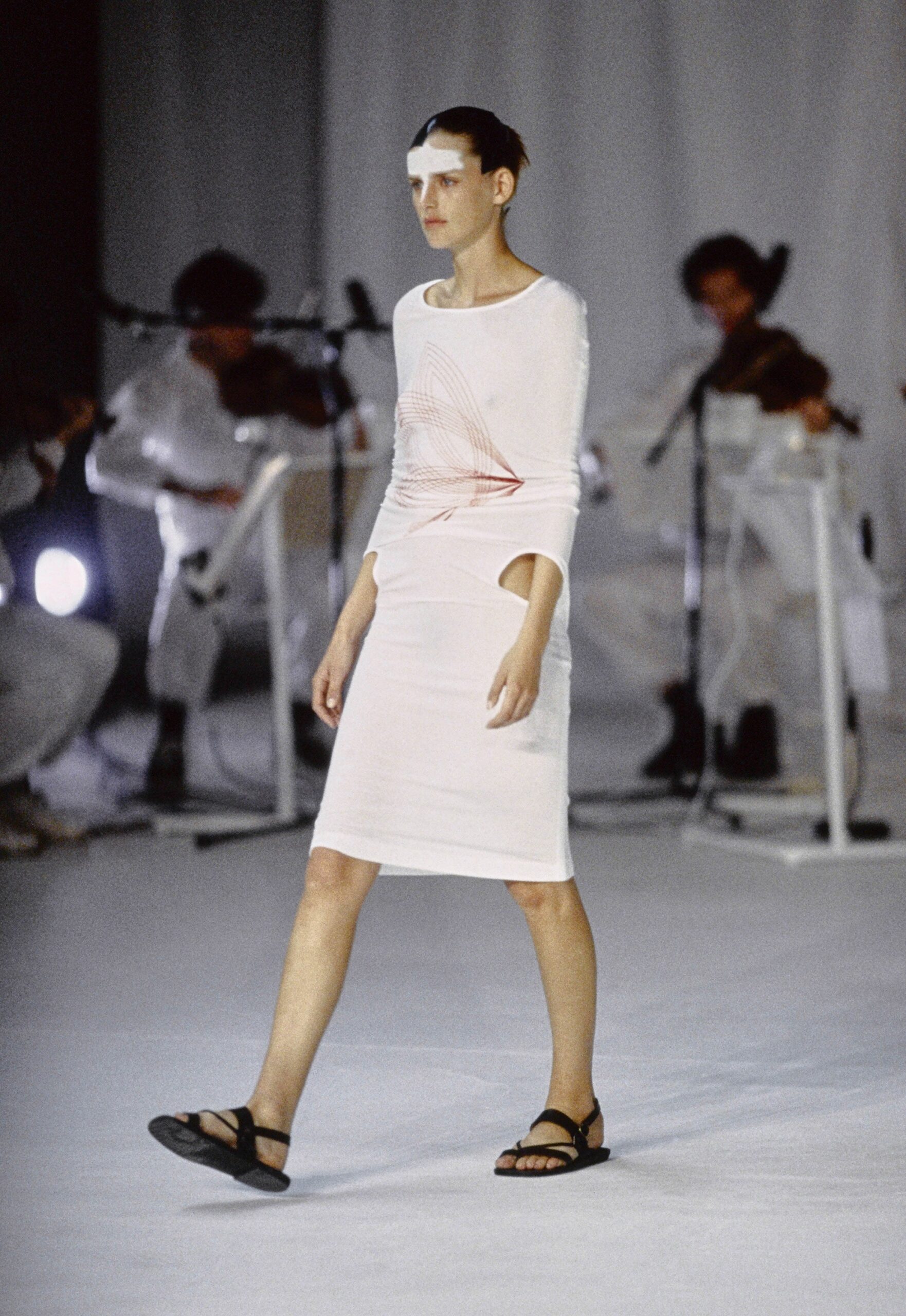 Chalayan S/S 98 Look 66