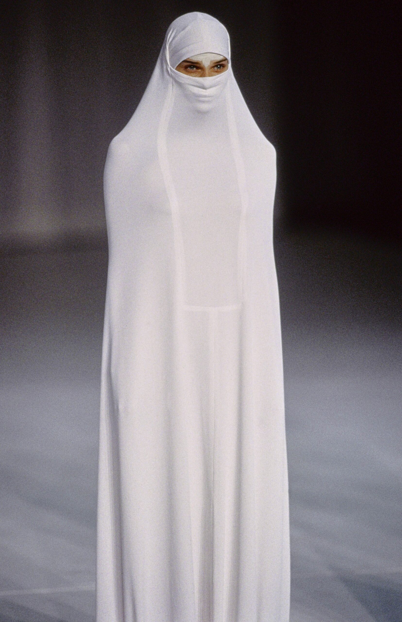 Chalayan S/S 98 Look 99