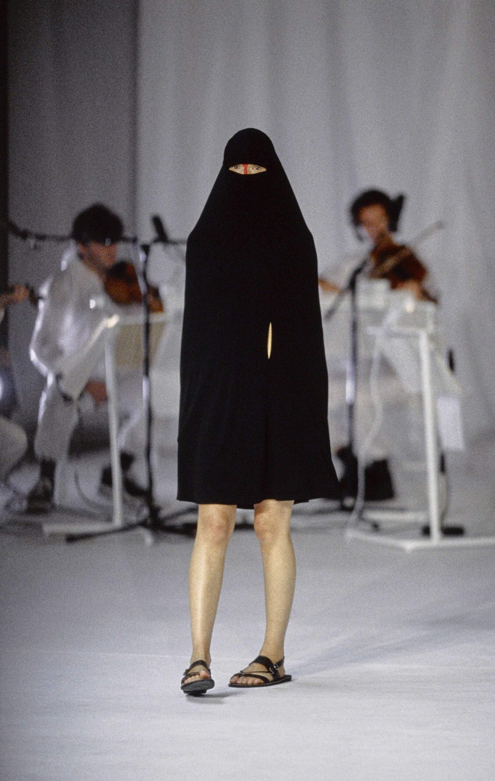 Chalayan S/S 98 Look 499