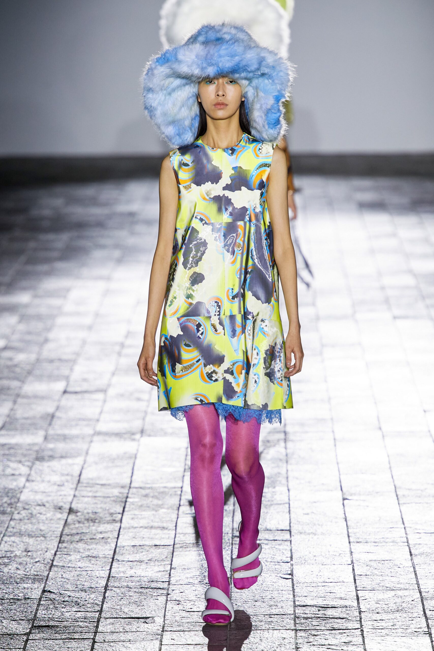 Central Saint Martins F/W 20 Look 49