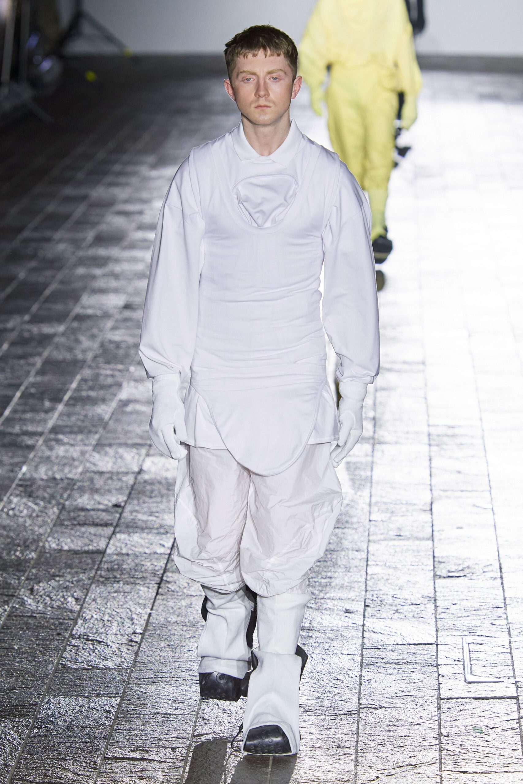 Central Saint Martins F/W 20 Look 75