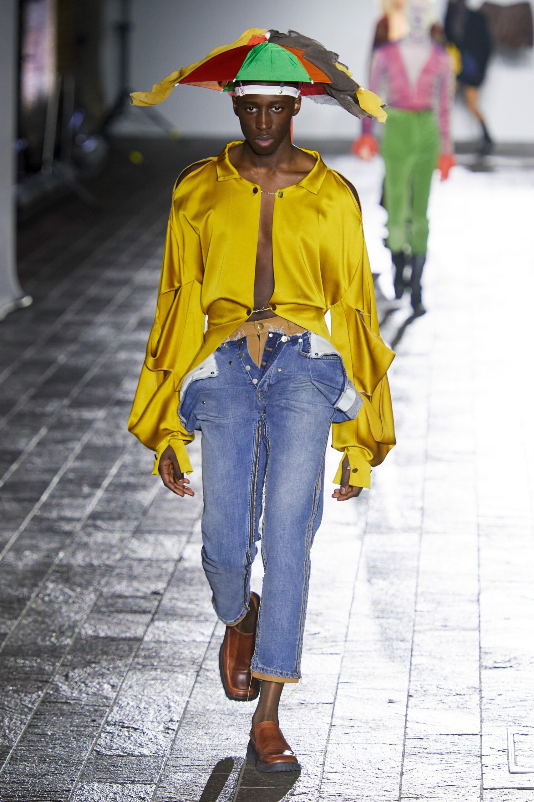 Central Saint Martins F/W 20 Look 122