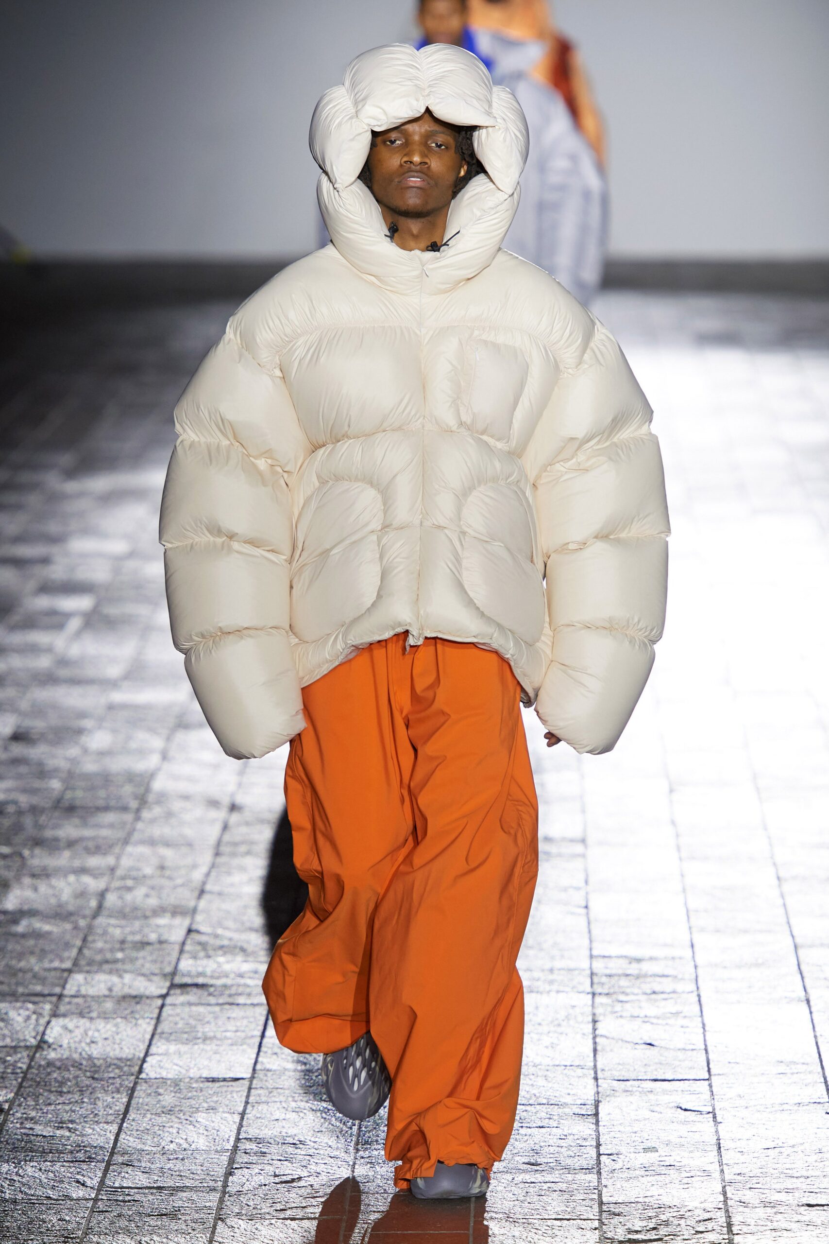 Central Saint Martins F/W 20 Look 154