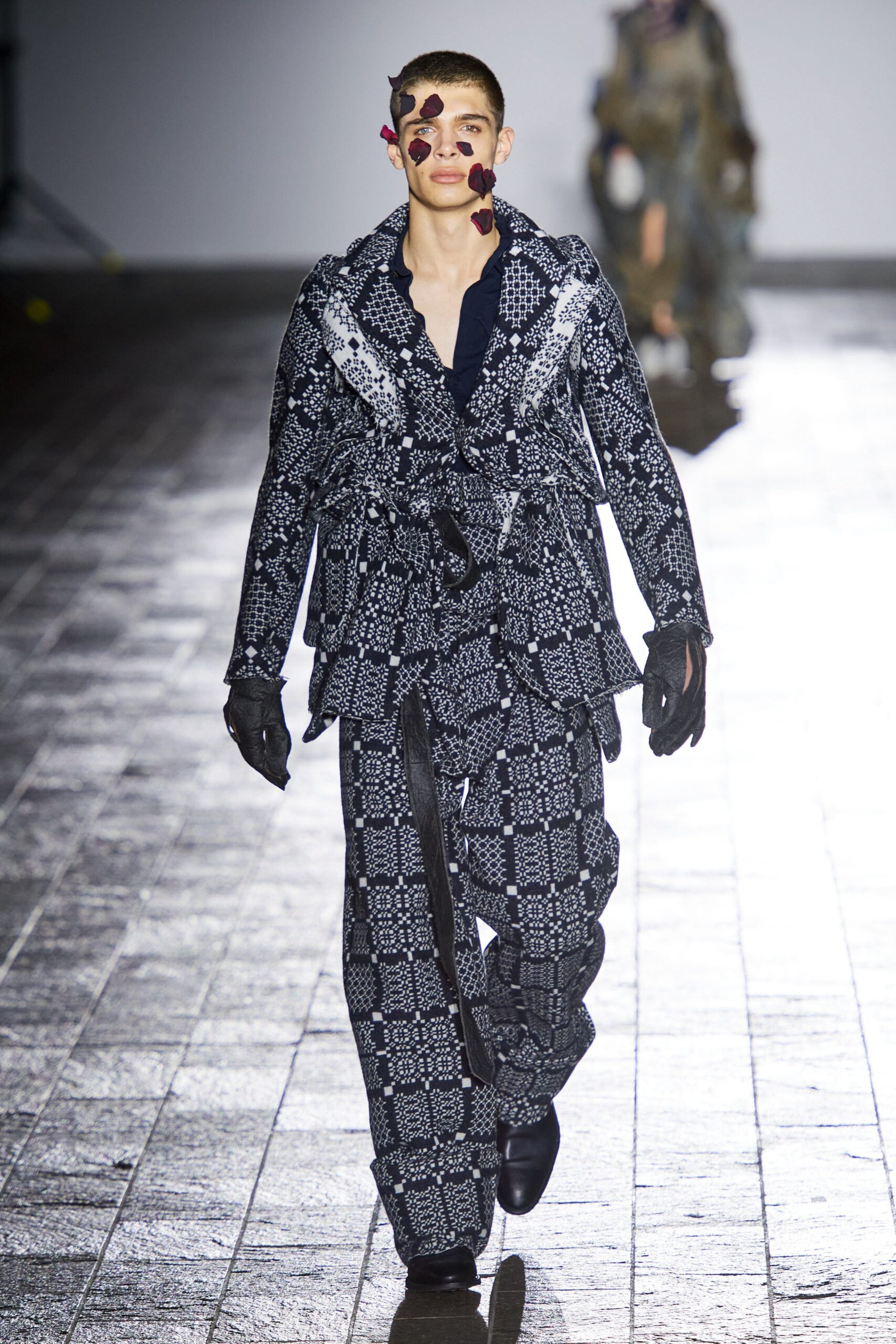 Central Saint Martins F/W 20 Look 179