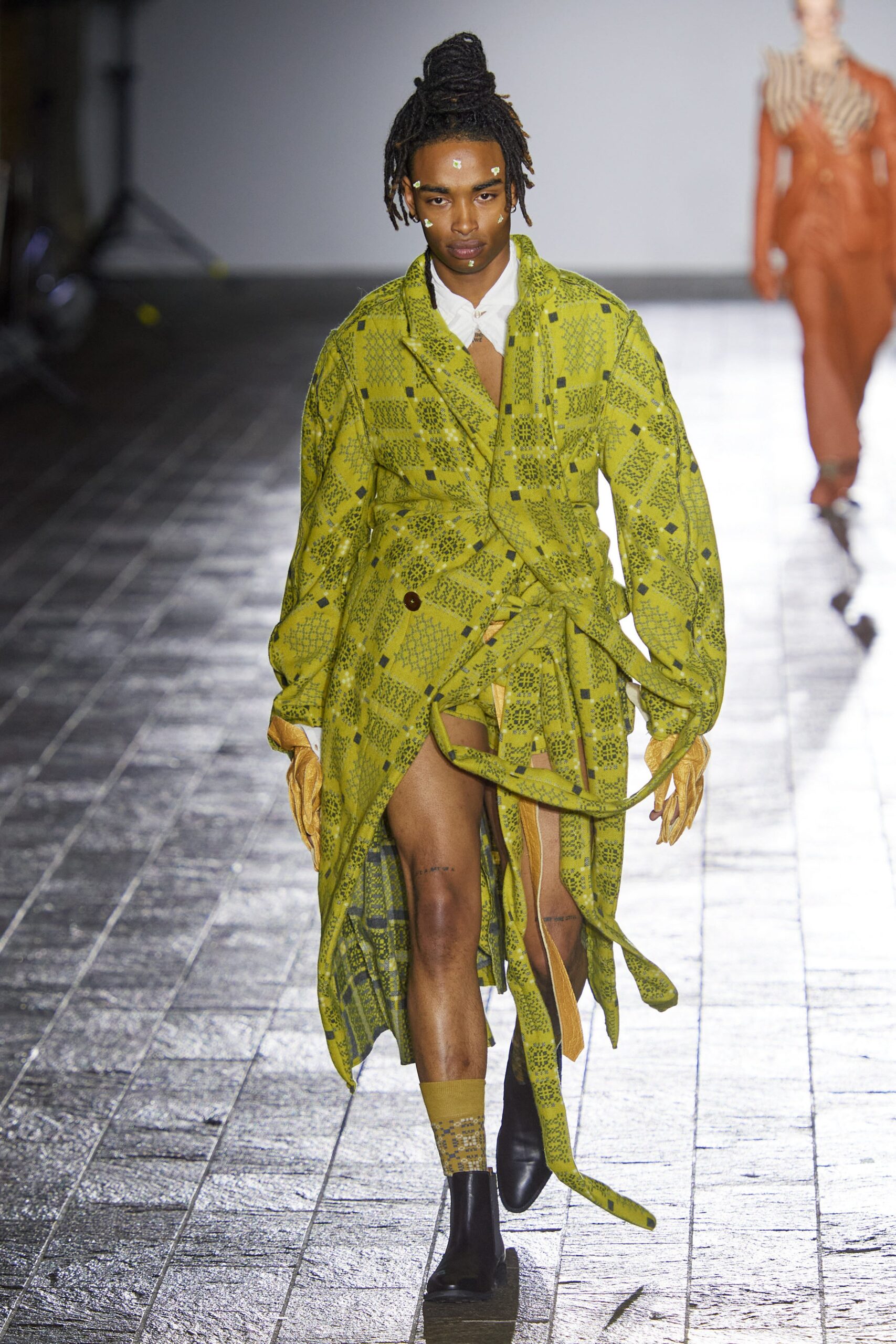 Central Saint Martins F/W 20 Look 185