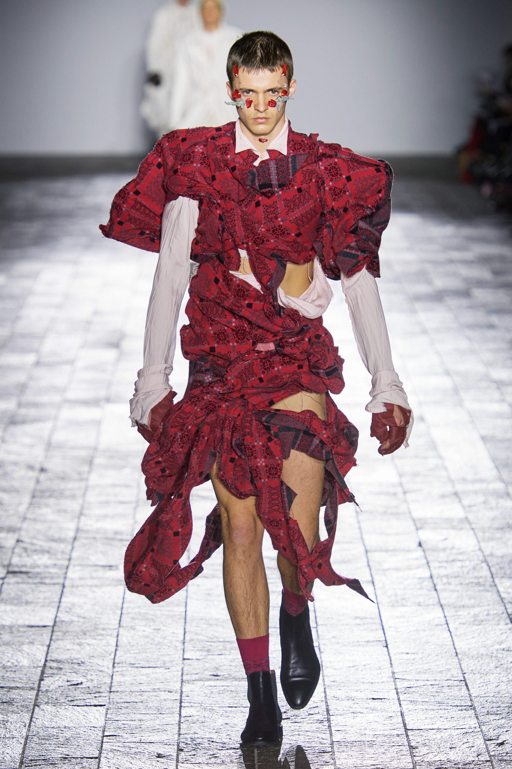 Central Saint Martins F/W 20 Look 188