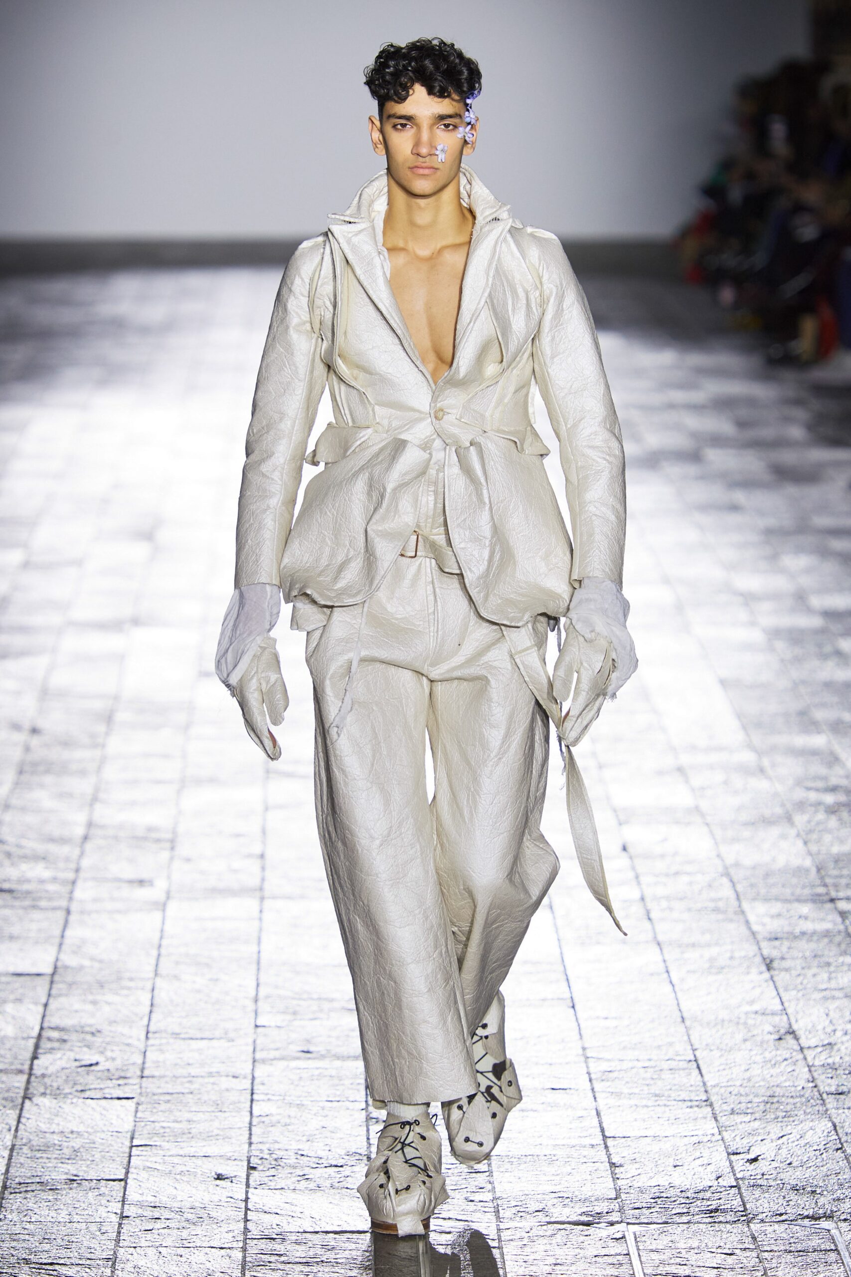 Central Saint Martins F/W 20 Look 192