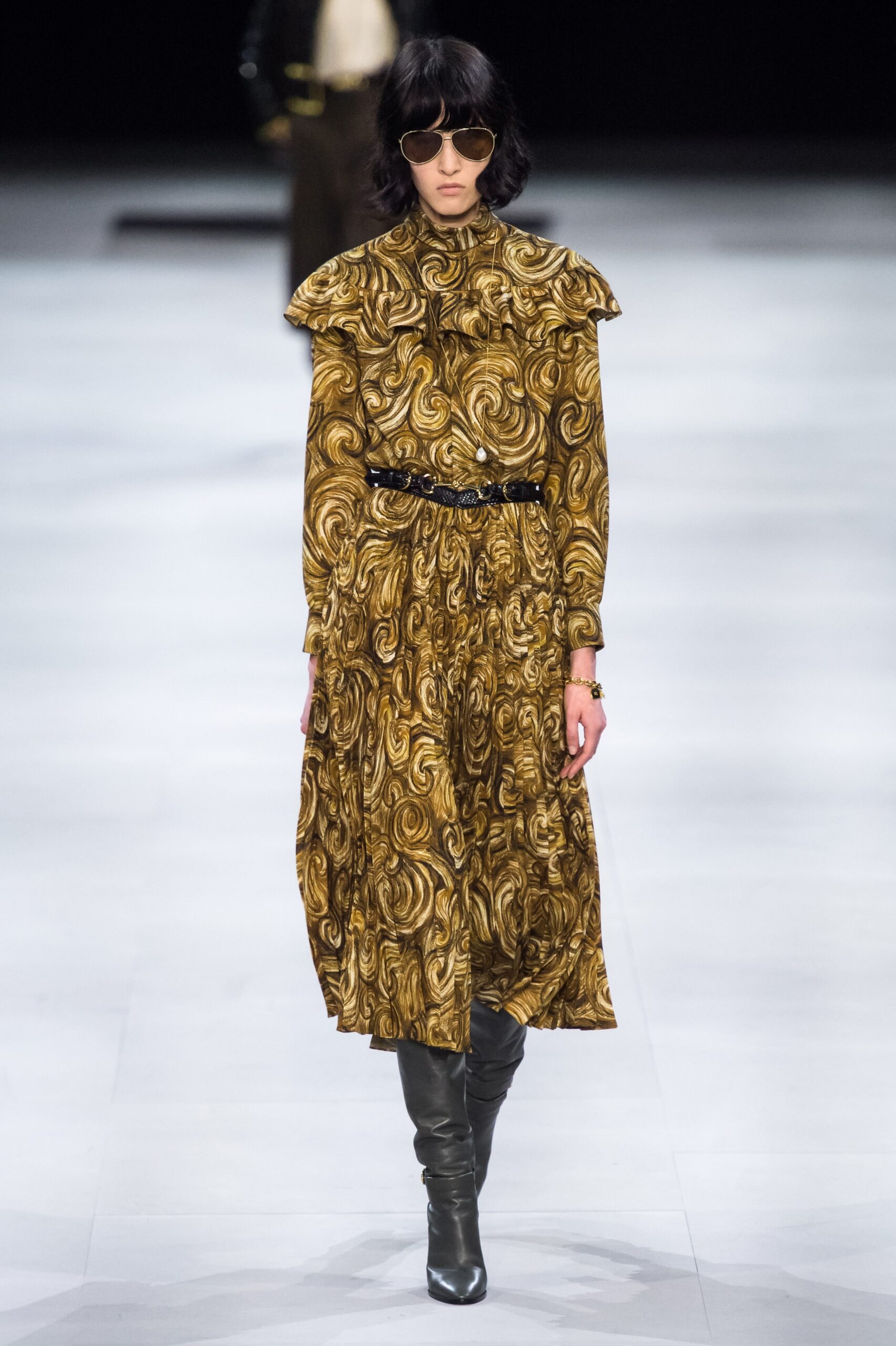 Celine F/W 19 Look 325