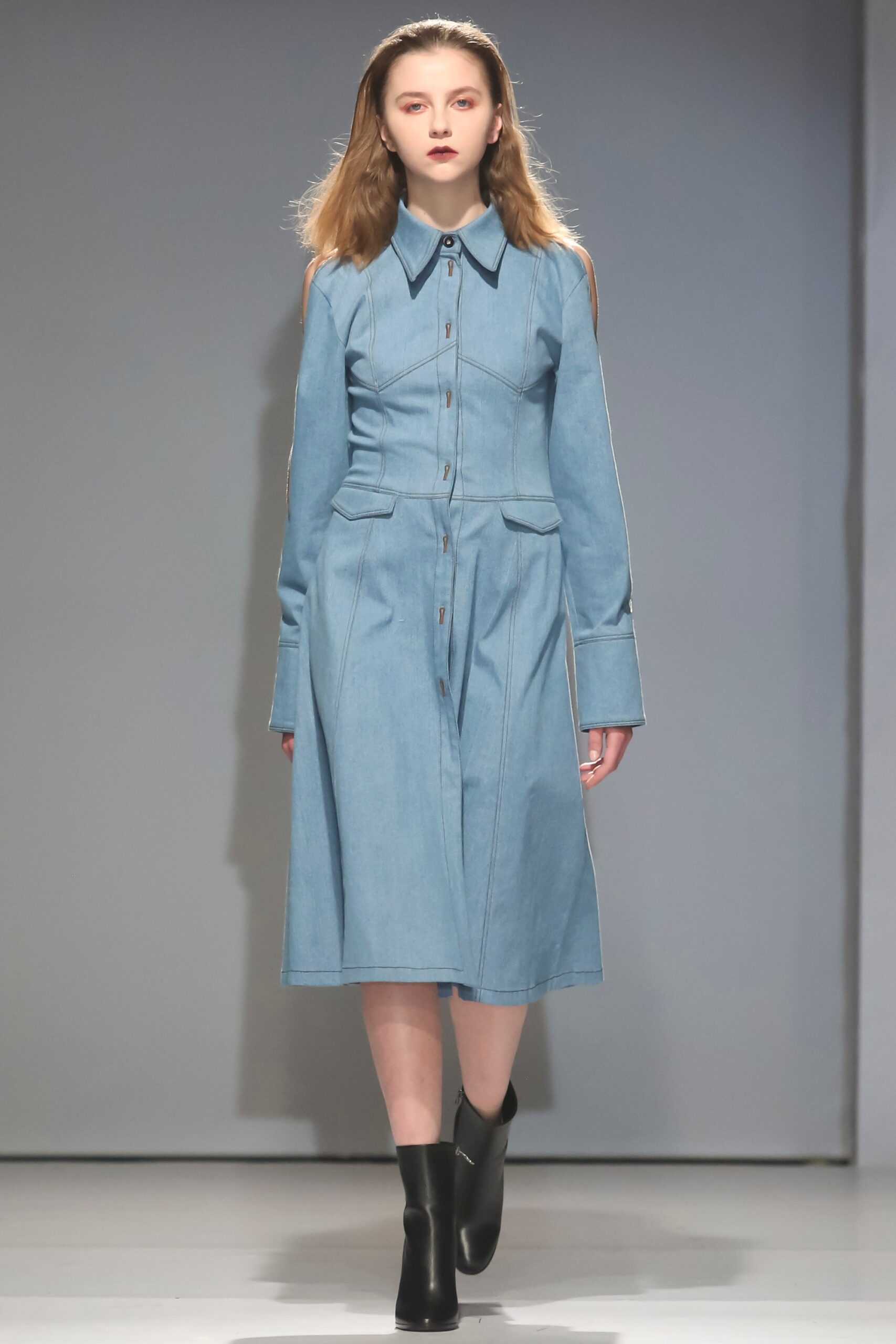 blue denim long-sleeve collared structured buttoned pockets midi-dress
