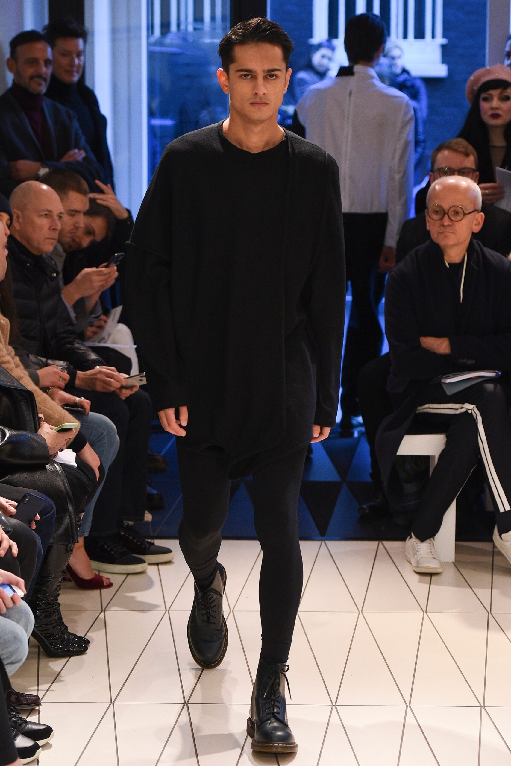 Chalayan F/W 18 Menswear Look 229