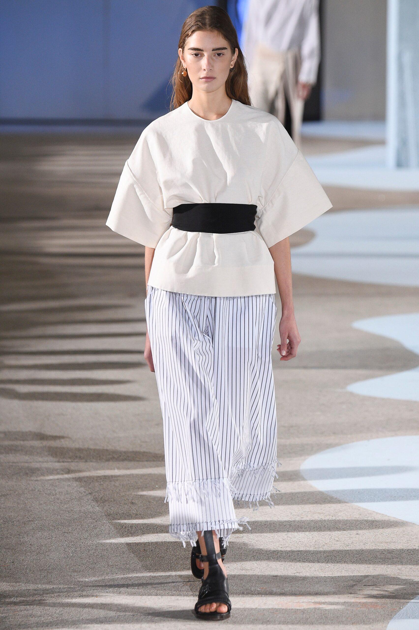 Cédric Charlier S/S 16 Look 105