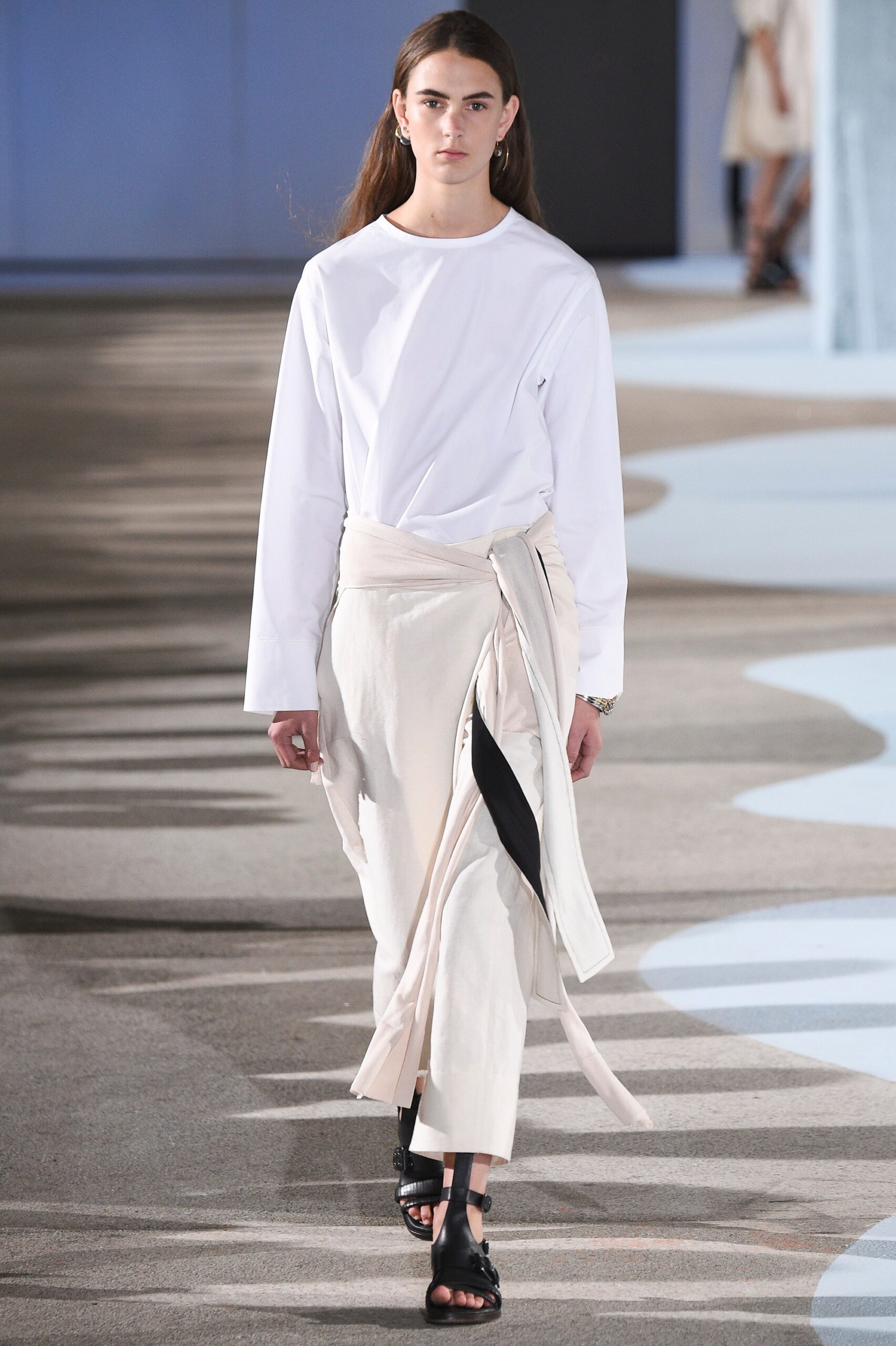 Cédric Charlier S/S 16 Look 115