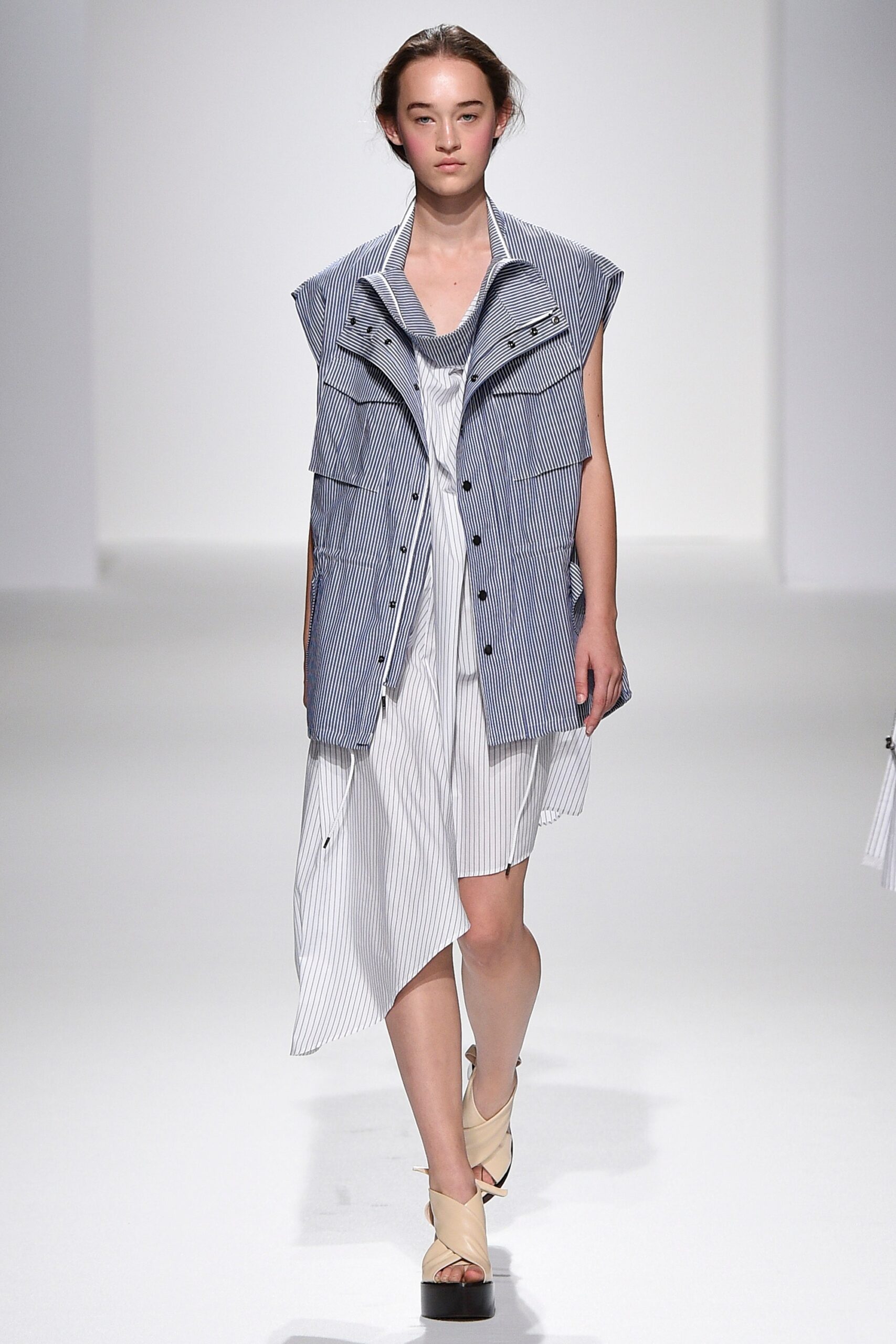 Chalayan S/S 17 Look 127