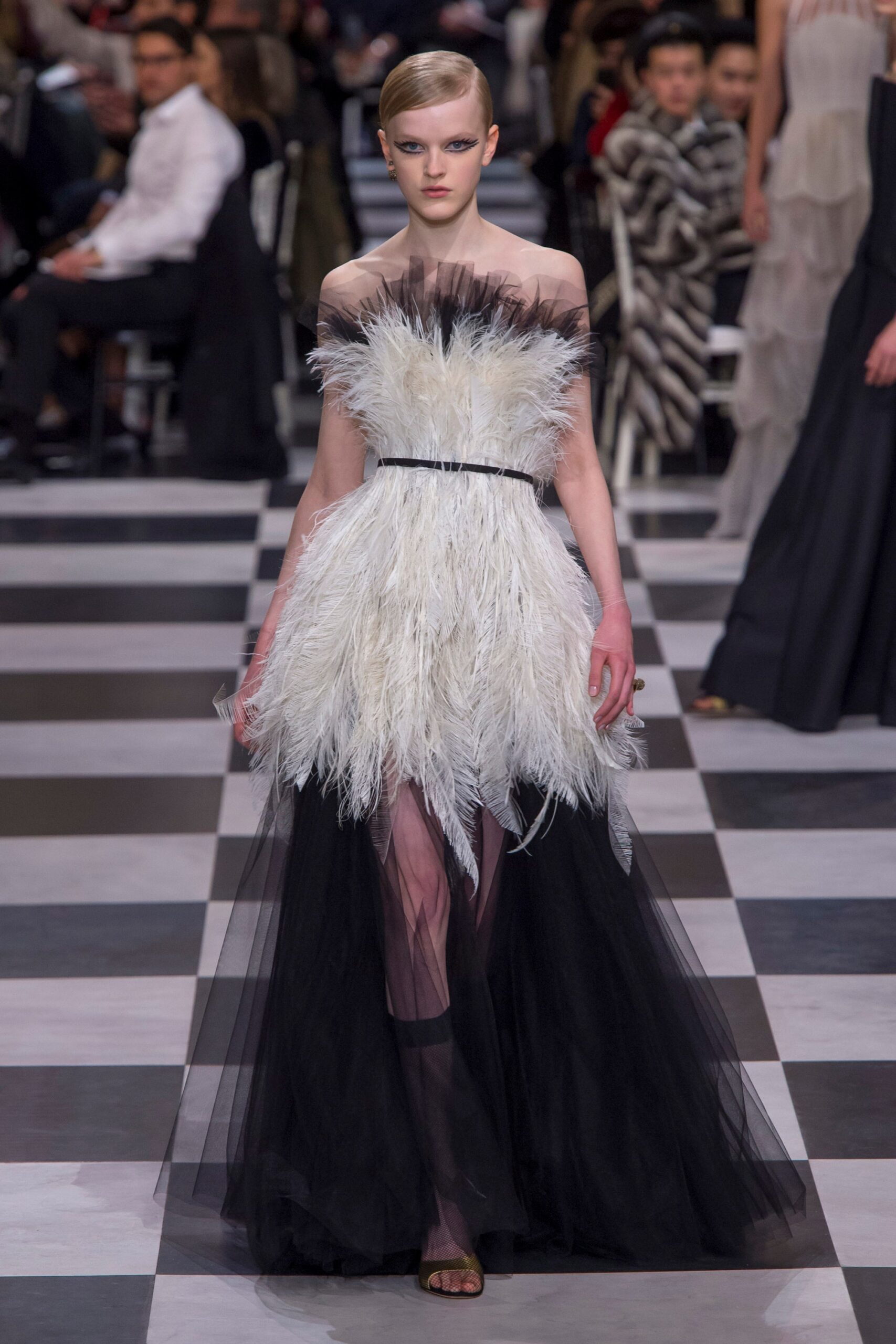 Christian Dior S/S 18 Couture Look 311