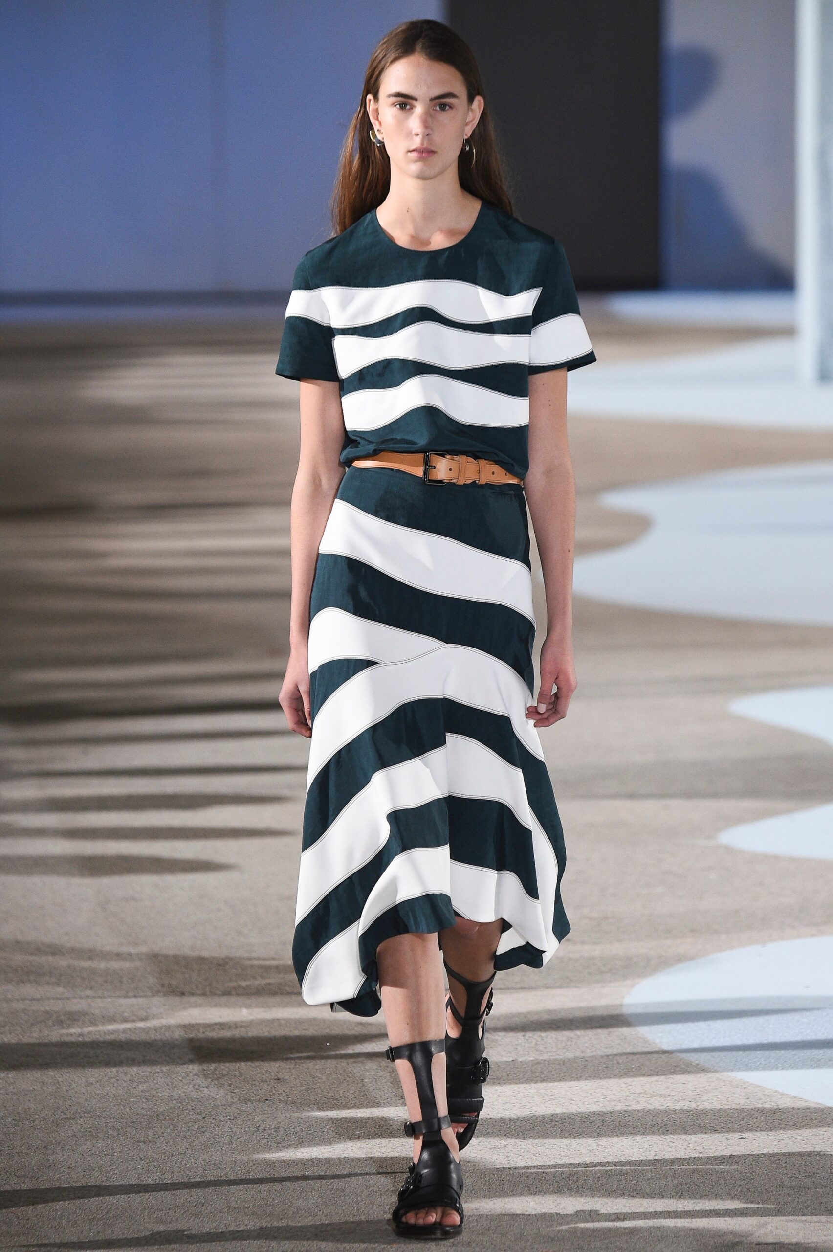 Cédric Charlier S/S 16 Look 322