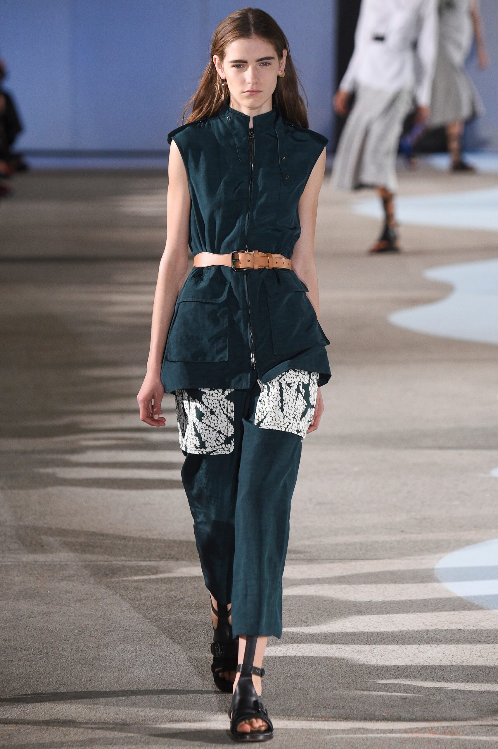 Cédric Charlier S/S 16 Look 343