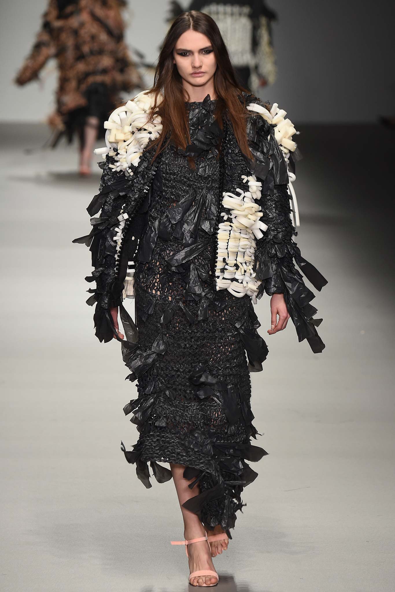Central Saint Martins F/W 15 Look 25