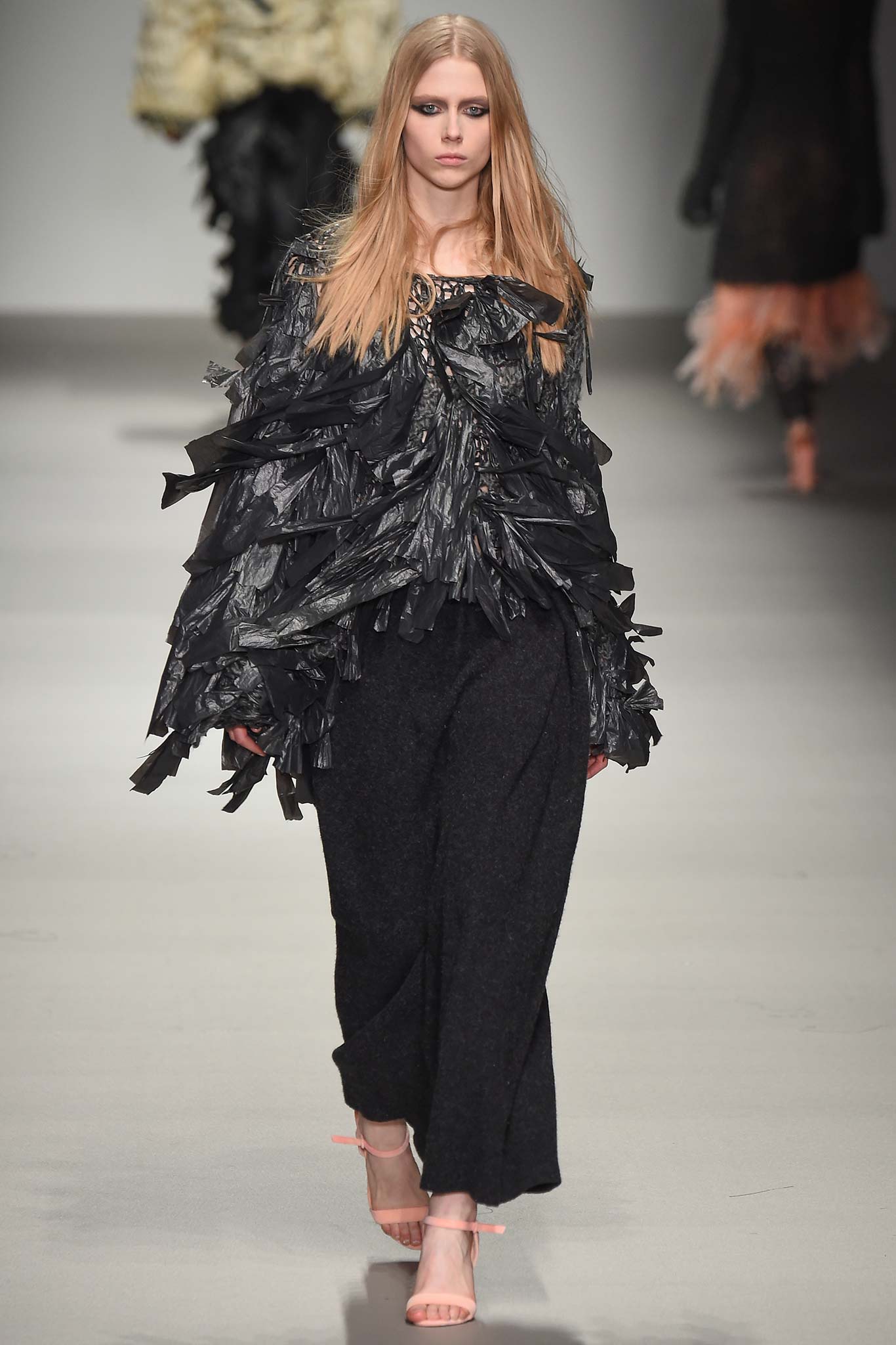 Central Saint Martins F/W 15 Look 29