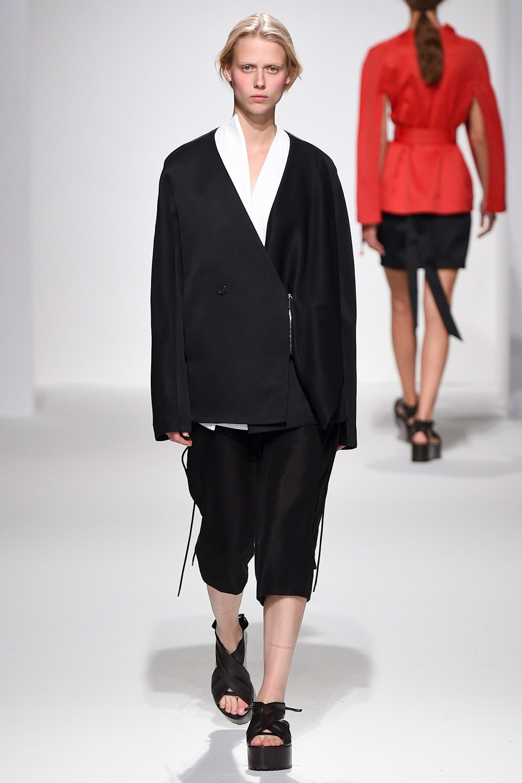 Chalayan S/S 17 Look 418