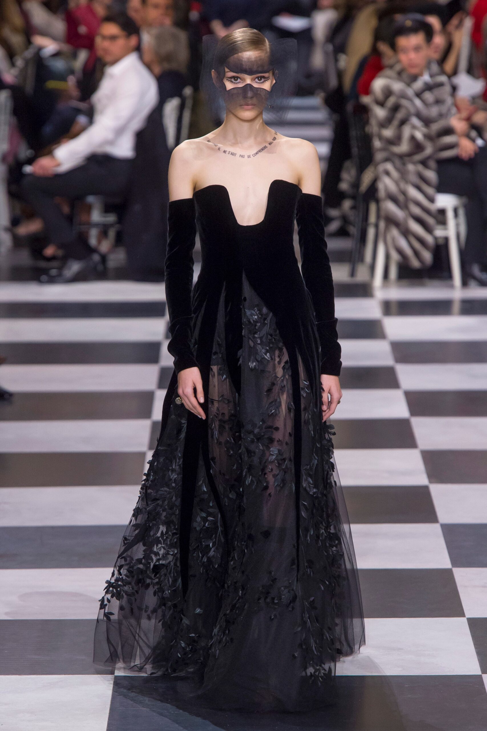 Christian Dior S/S 18 Couture Look 653