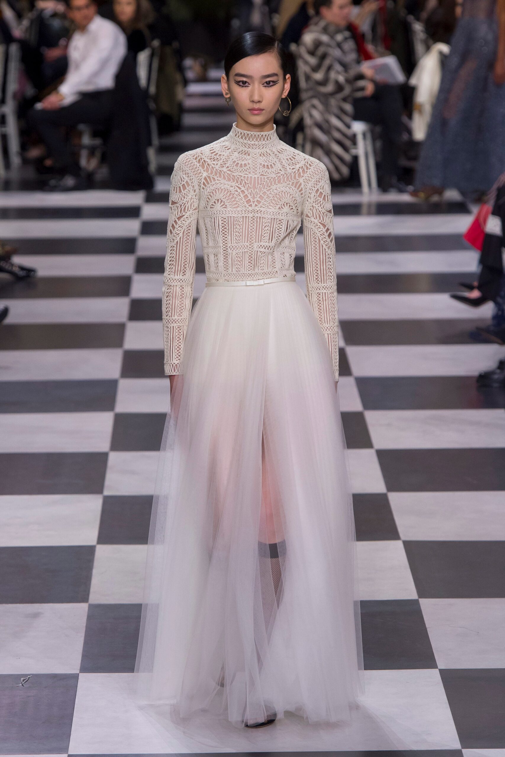 Christian Dior S/S 18 Couture Look 715