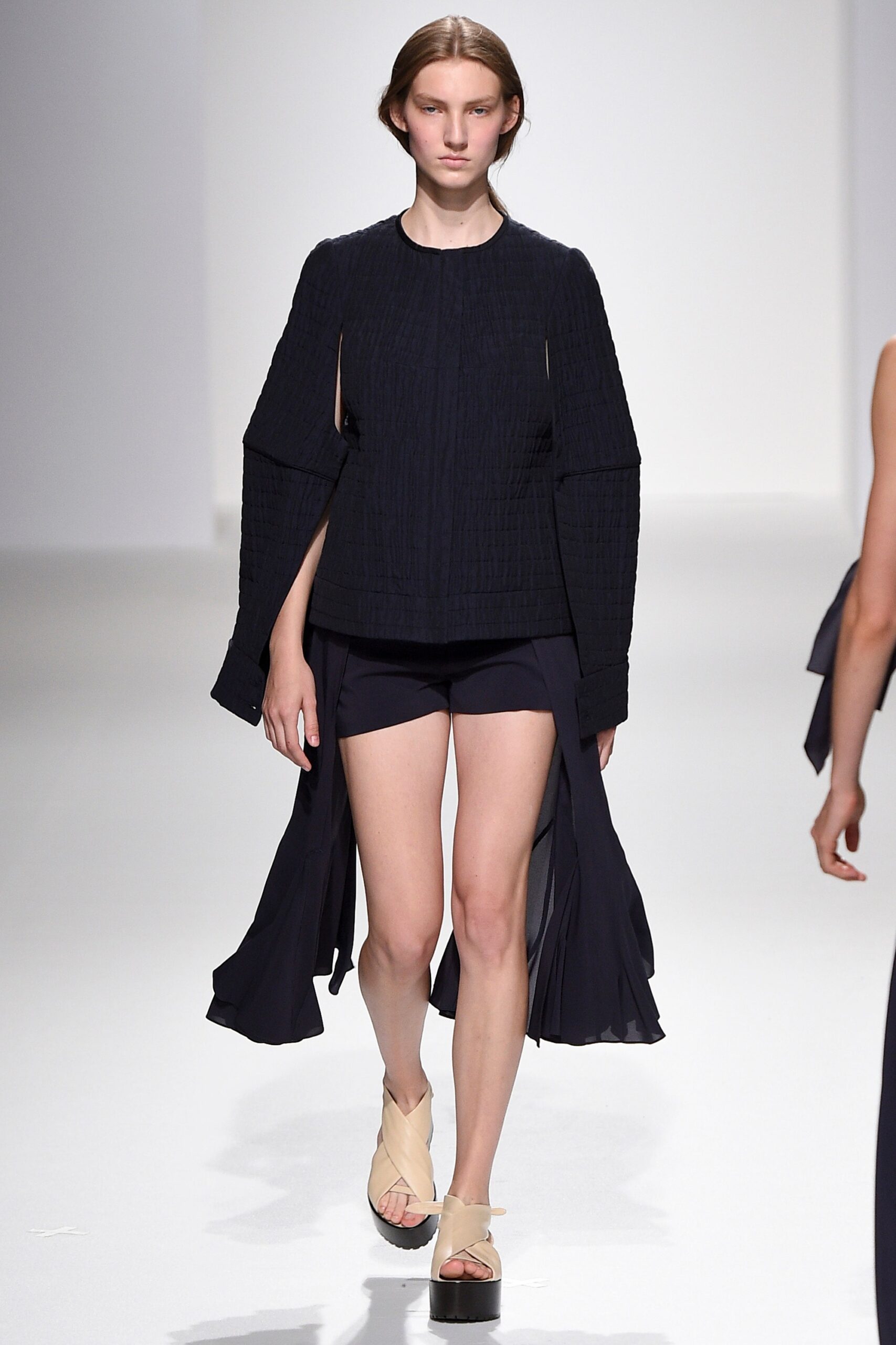 Chalayan S/S 17 Look 495