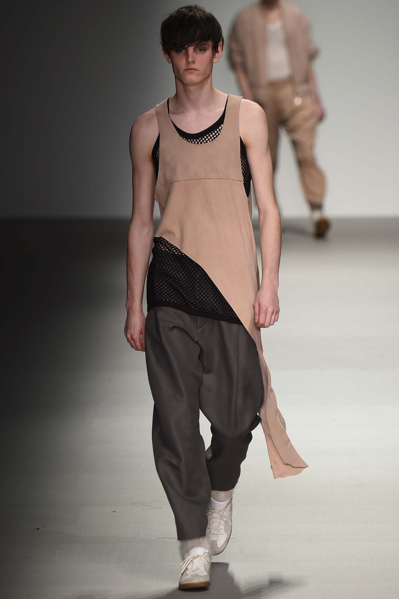 Central Saint Martins F/W 15 Look 45