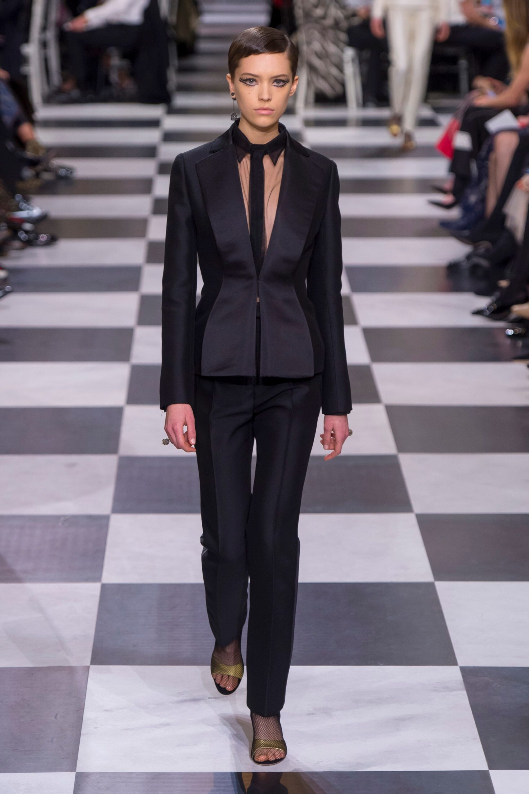 Christian Dior S/S 18 Couture Look 959