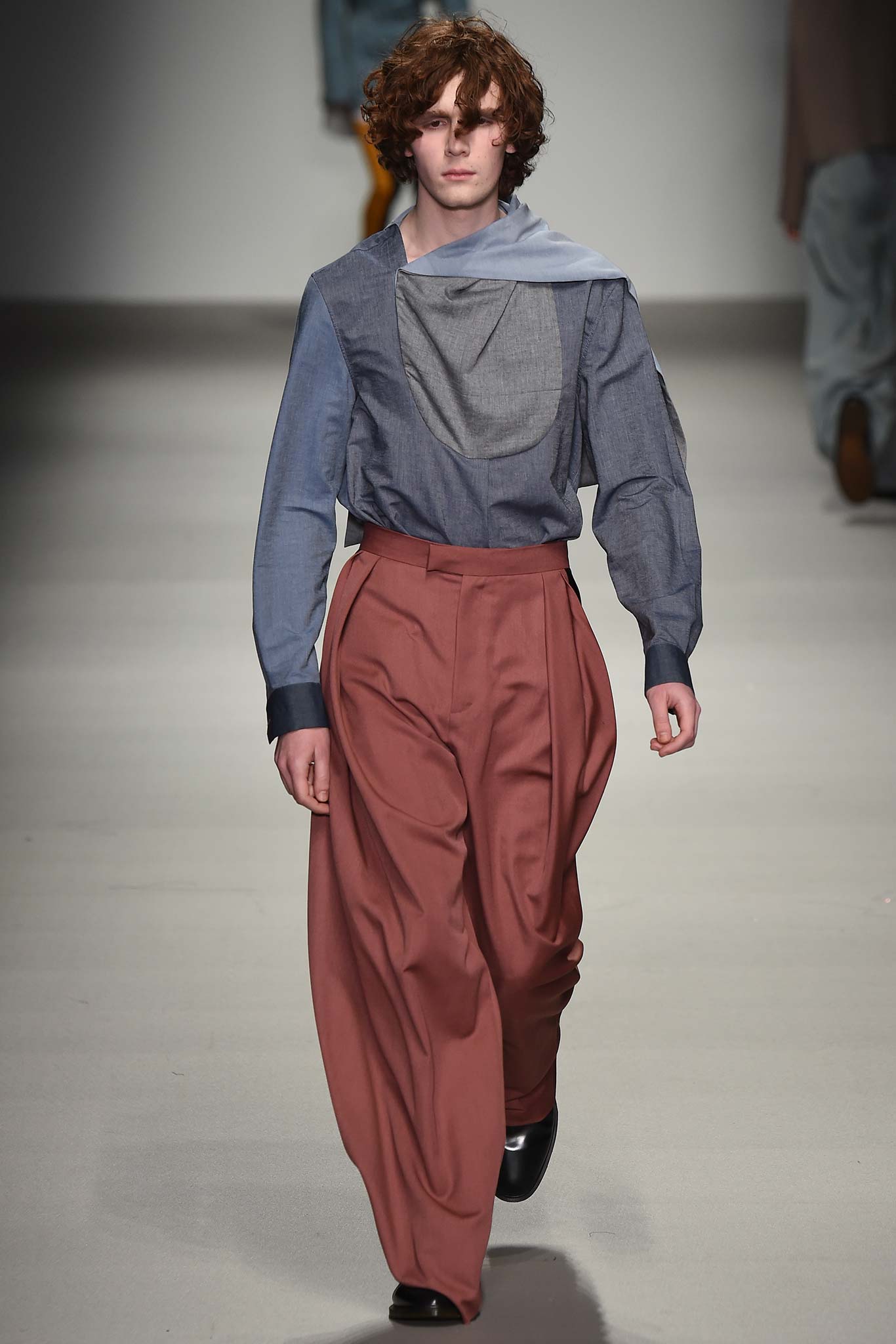 Central Saint Martins F/W 15 Look 54