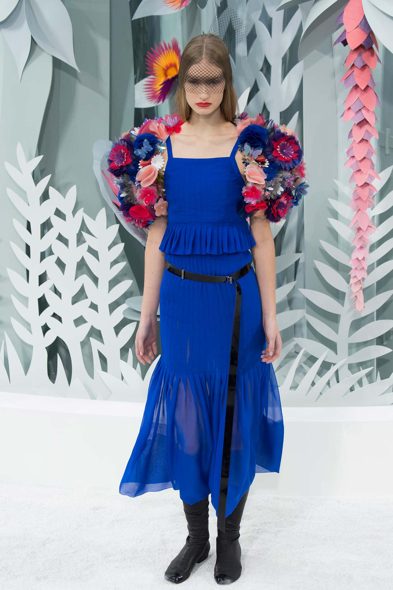 Chanel S/S 15 Couture Look 359