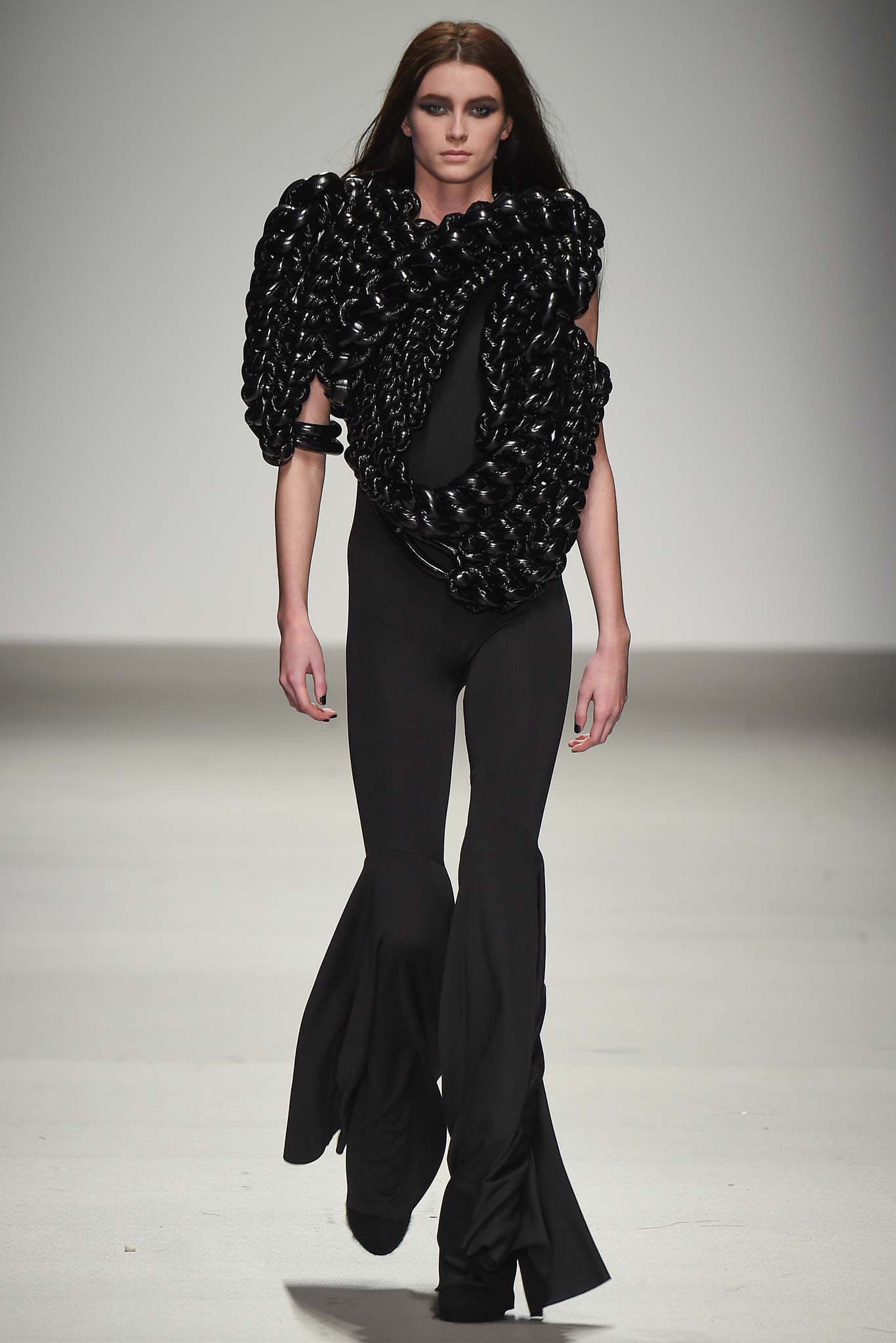 Central Saint Martins F/W 15 Look 76