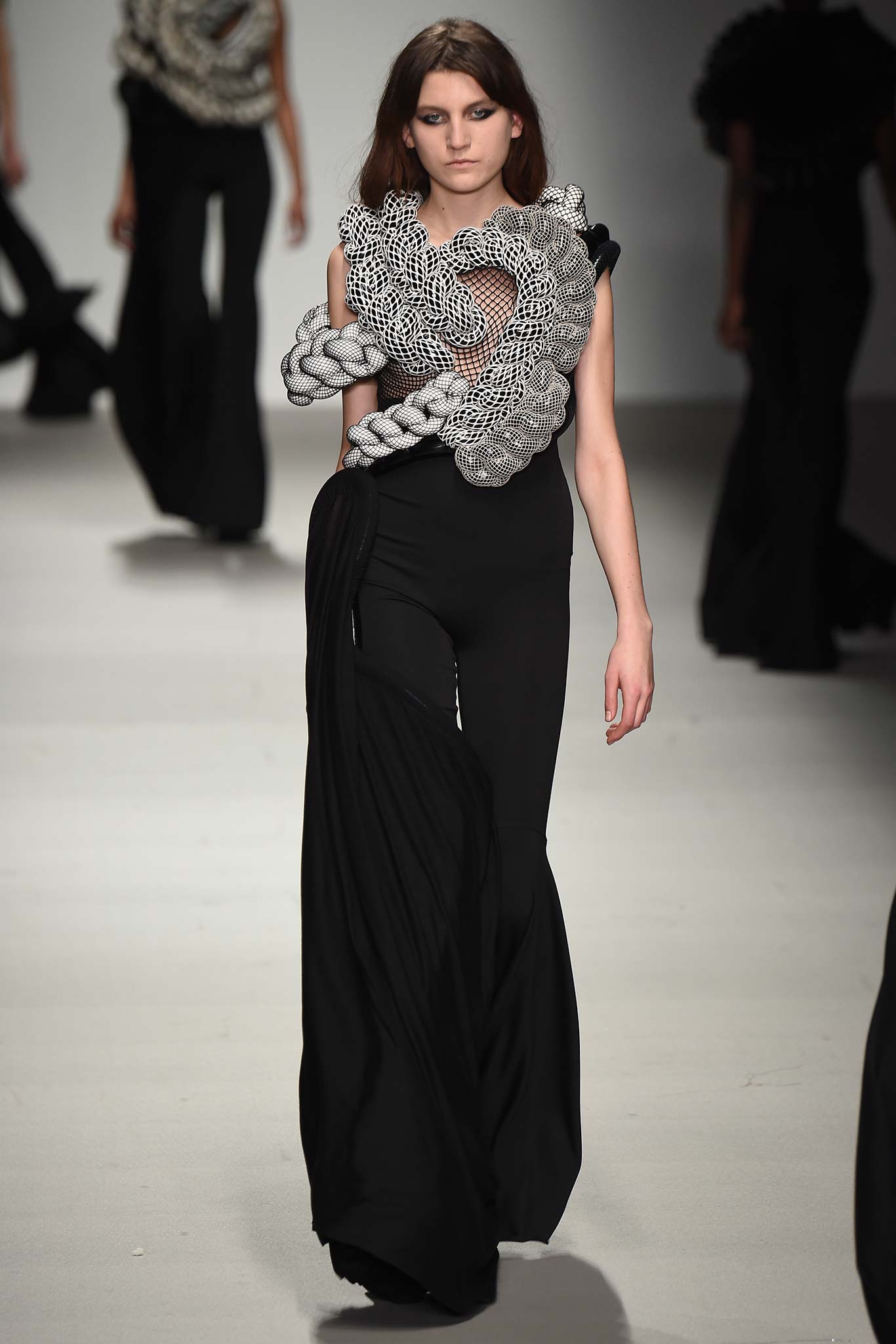 Central Saint Martins F/W 15 Look 84