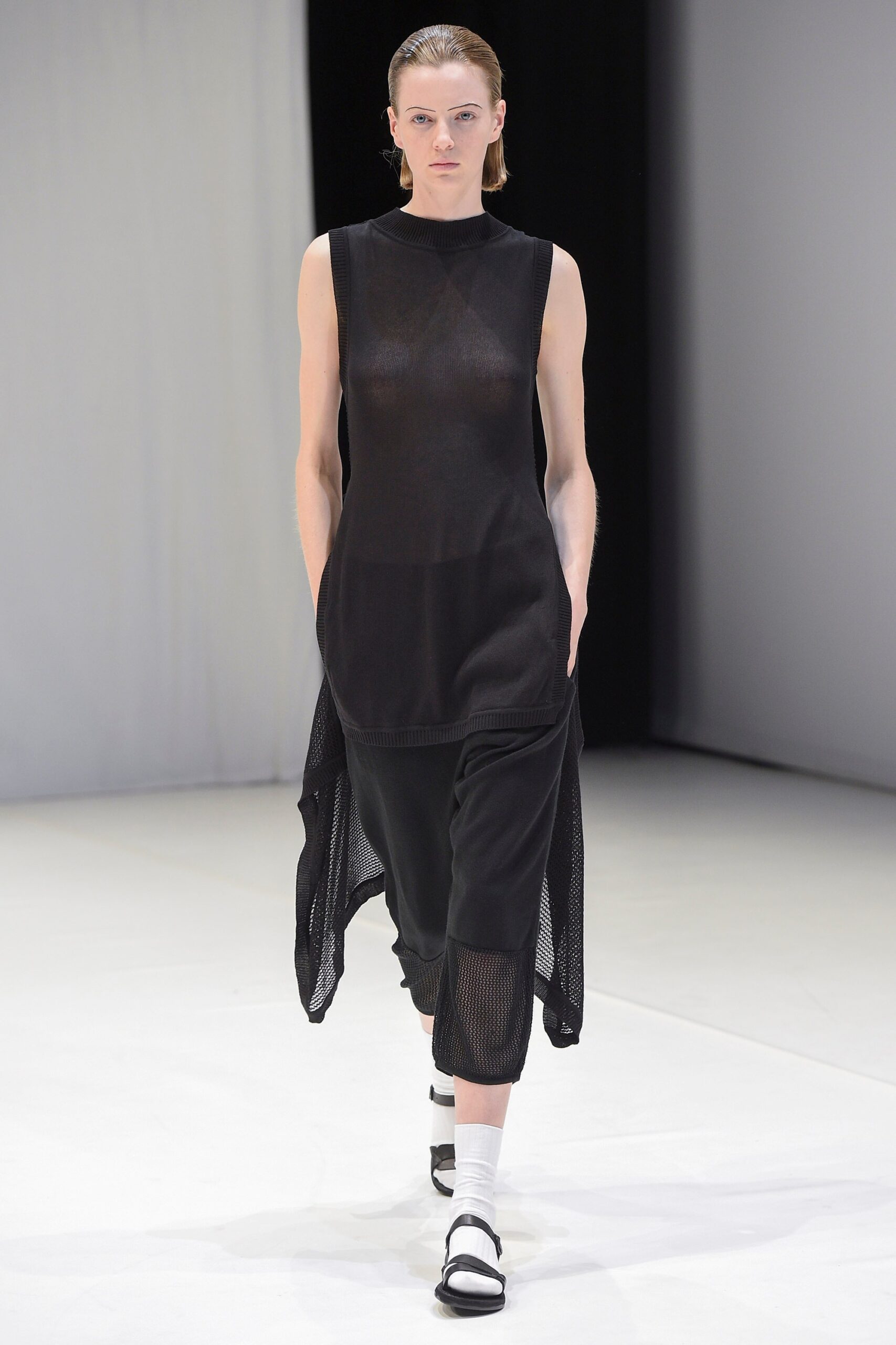 Chalayan S/S 18 Look 230