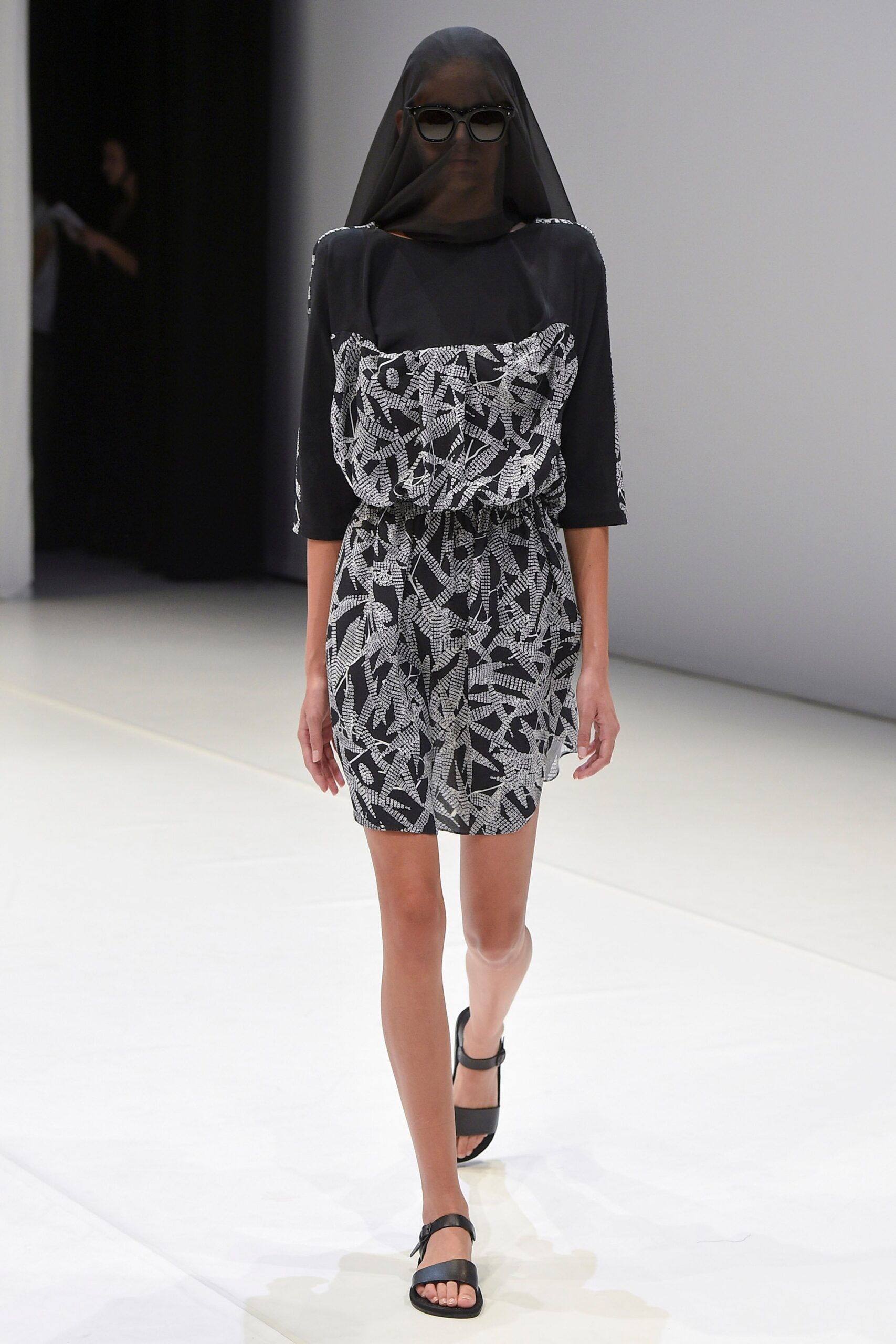 Chalayan S/S 18 Look 274