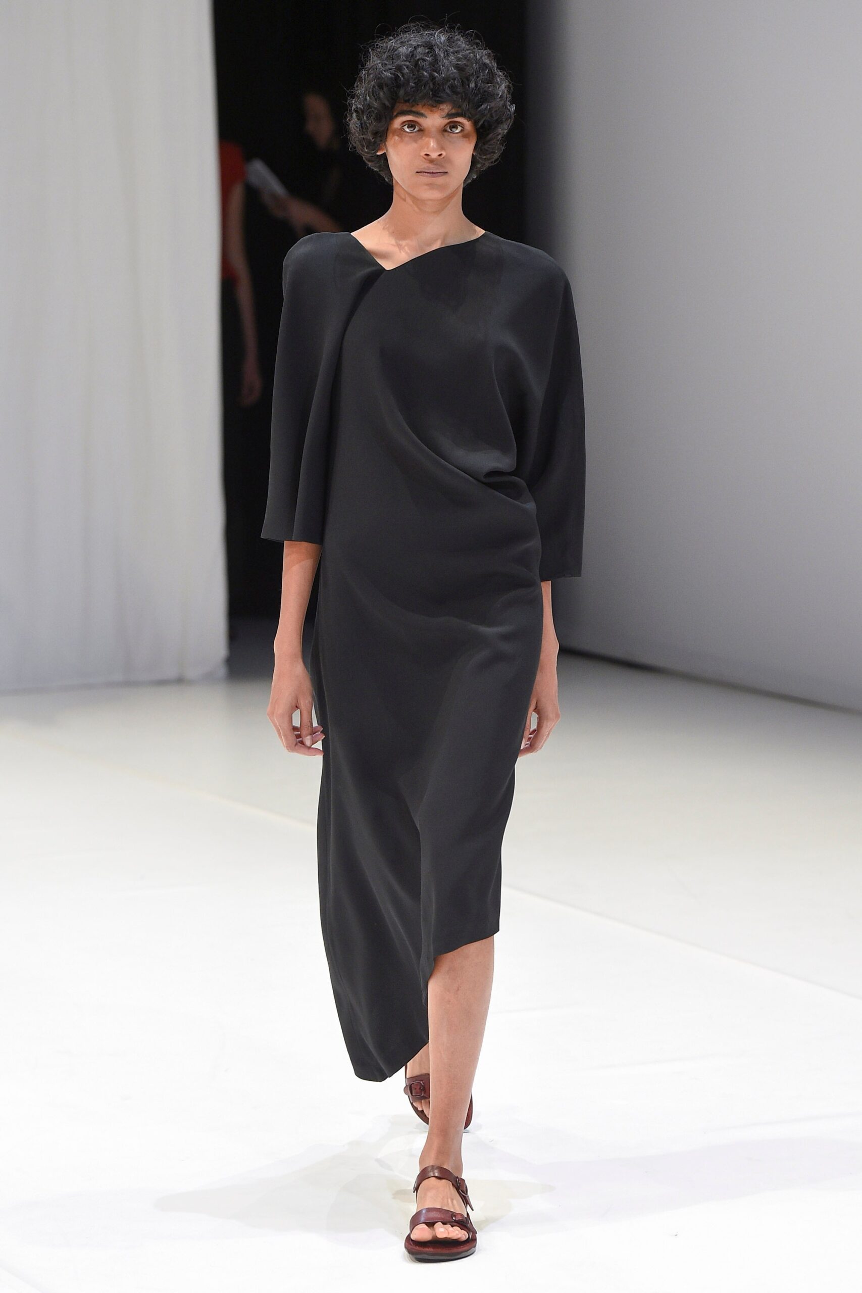 Chalayan S/S 18 Look 320