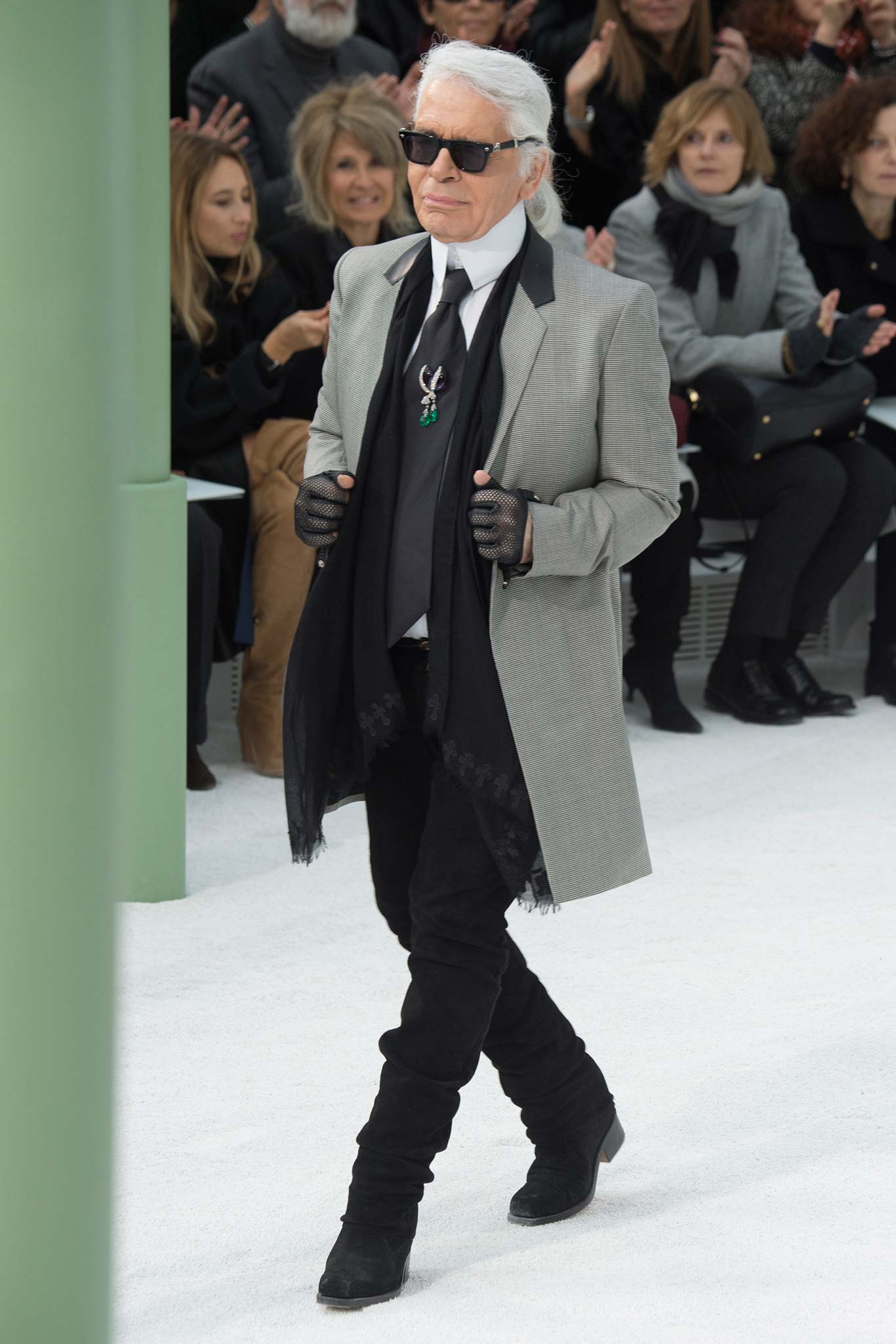 Chanel S/S 15 Couture Look 641