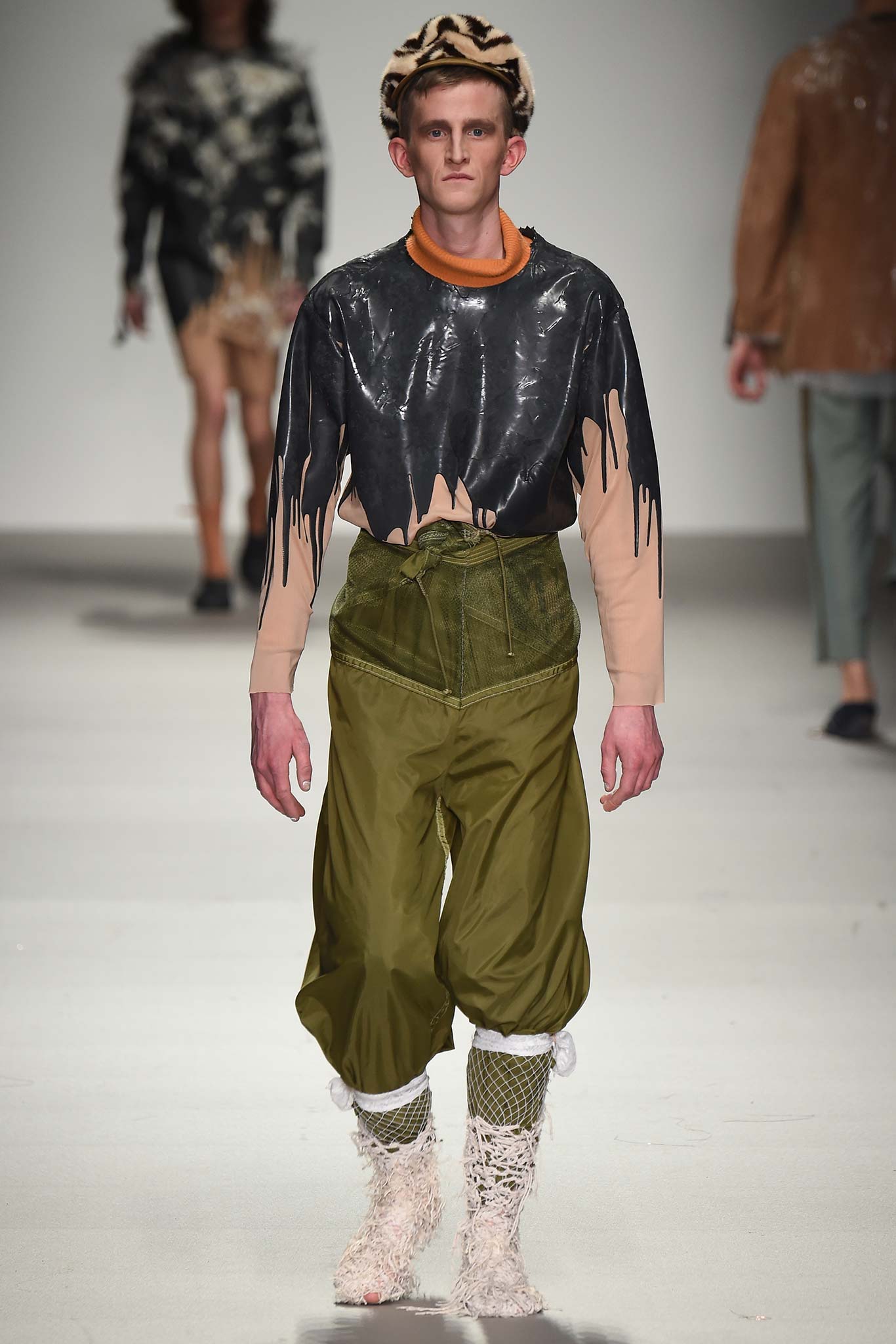 Central Saint Martins F/W 15 Look 102