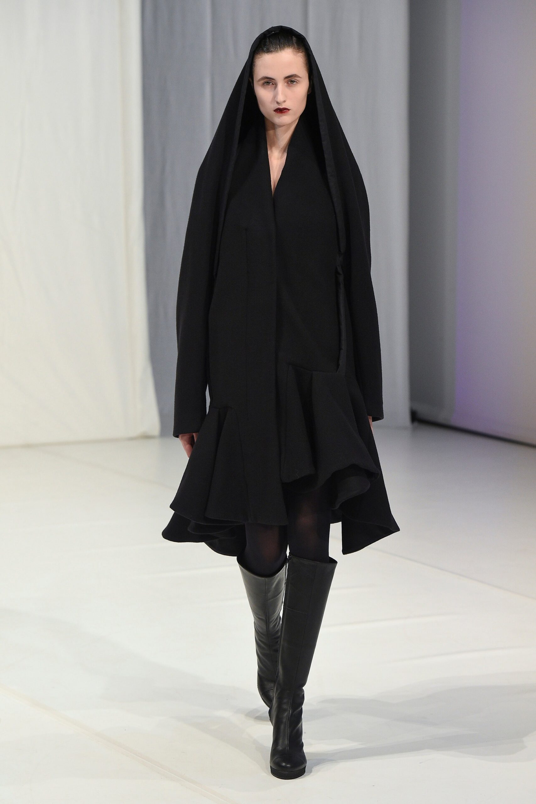Chalayan F/W 18 Look 141