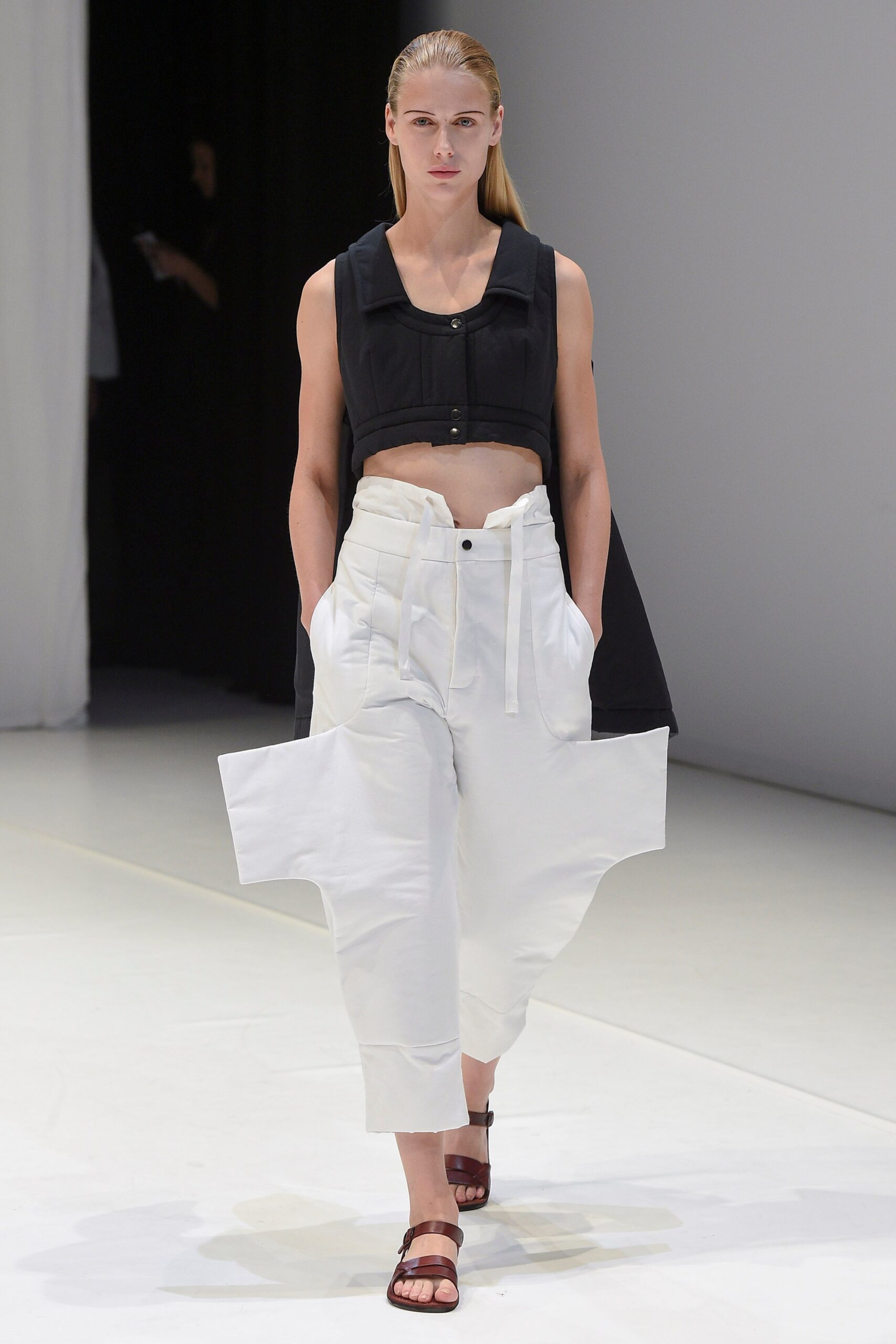 Chalayan S/S 18 Look 440