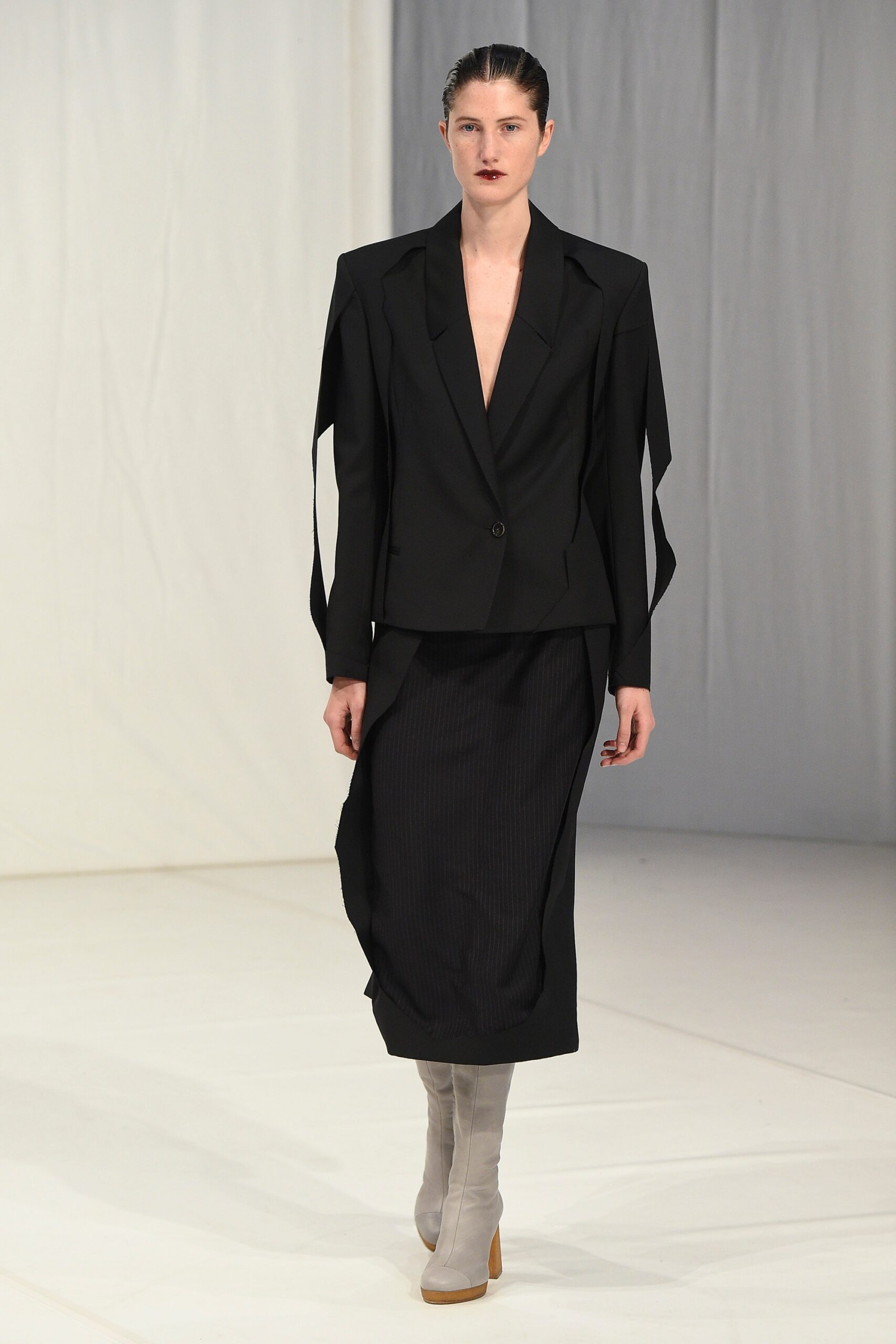Chalayan F/W 18 Look 267