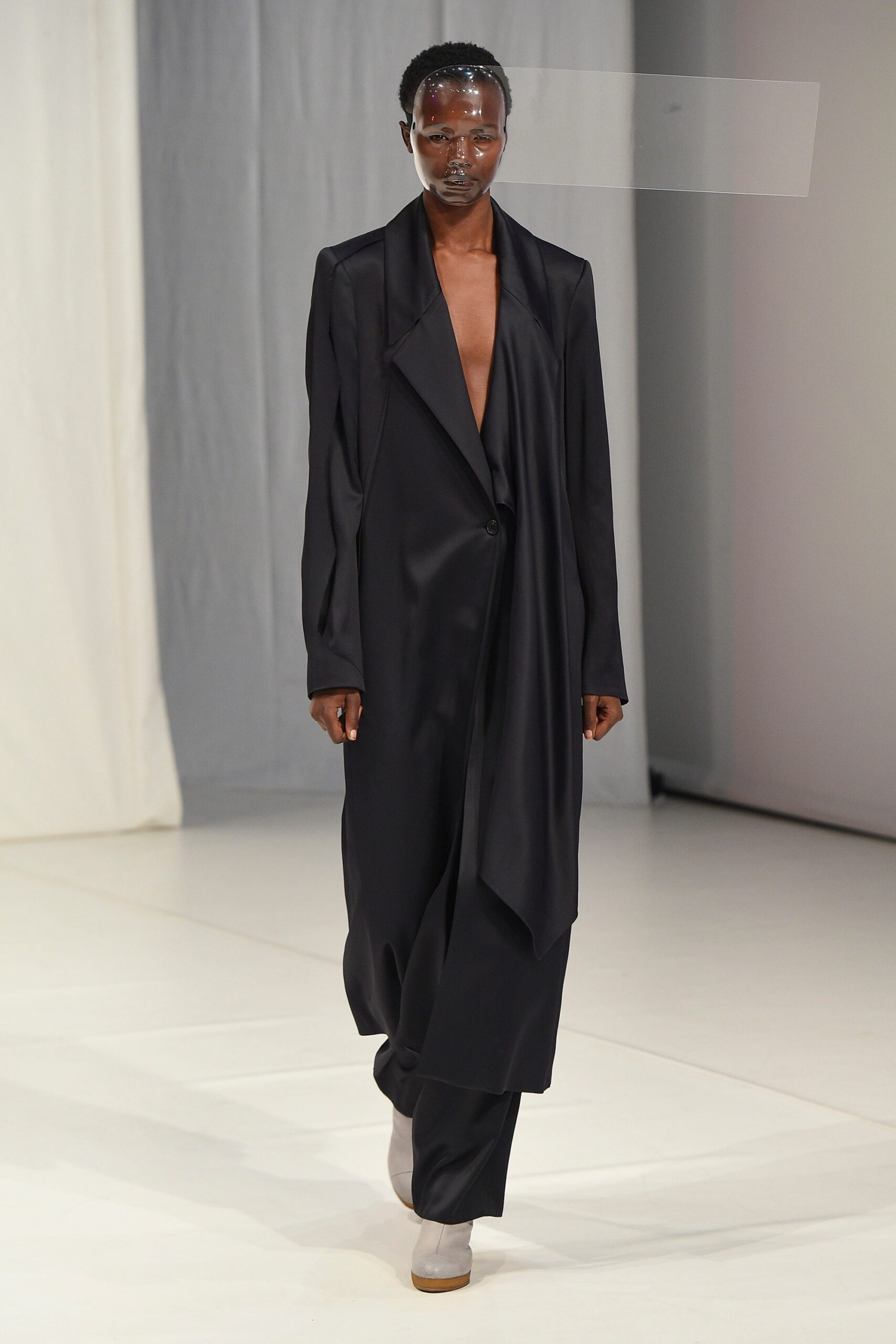 Chalayan F/W 18 Look 309