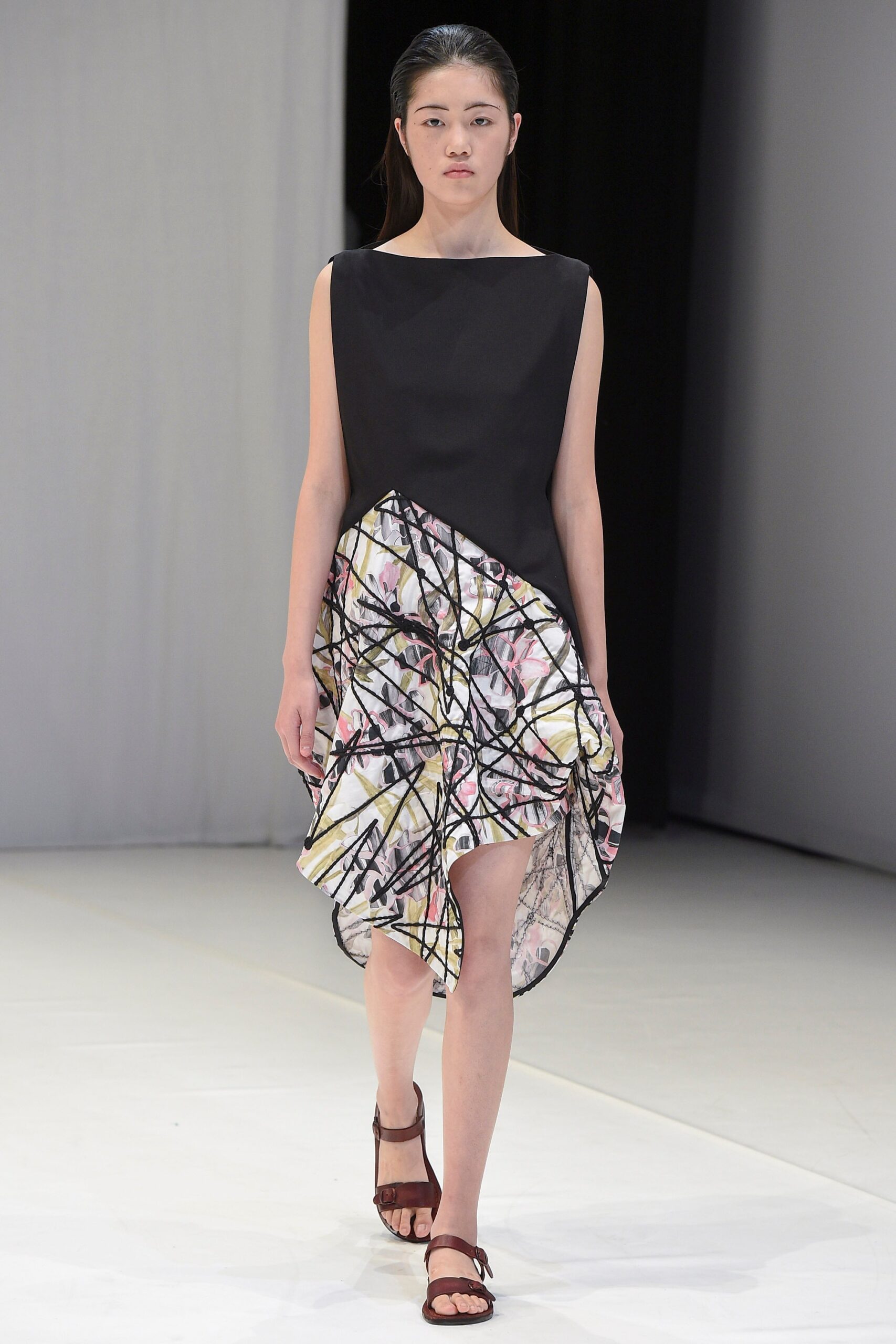 Chalayan S/S 18 Look 481