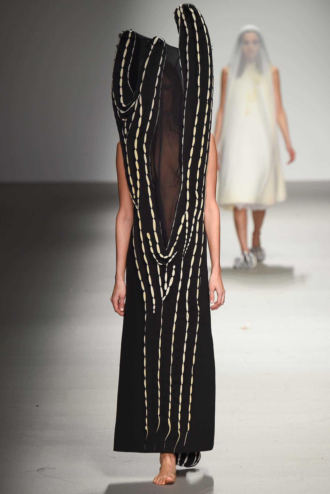 Central Saint Martins F/W 15 Look 112