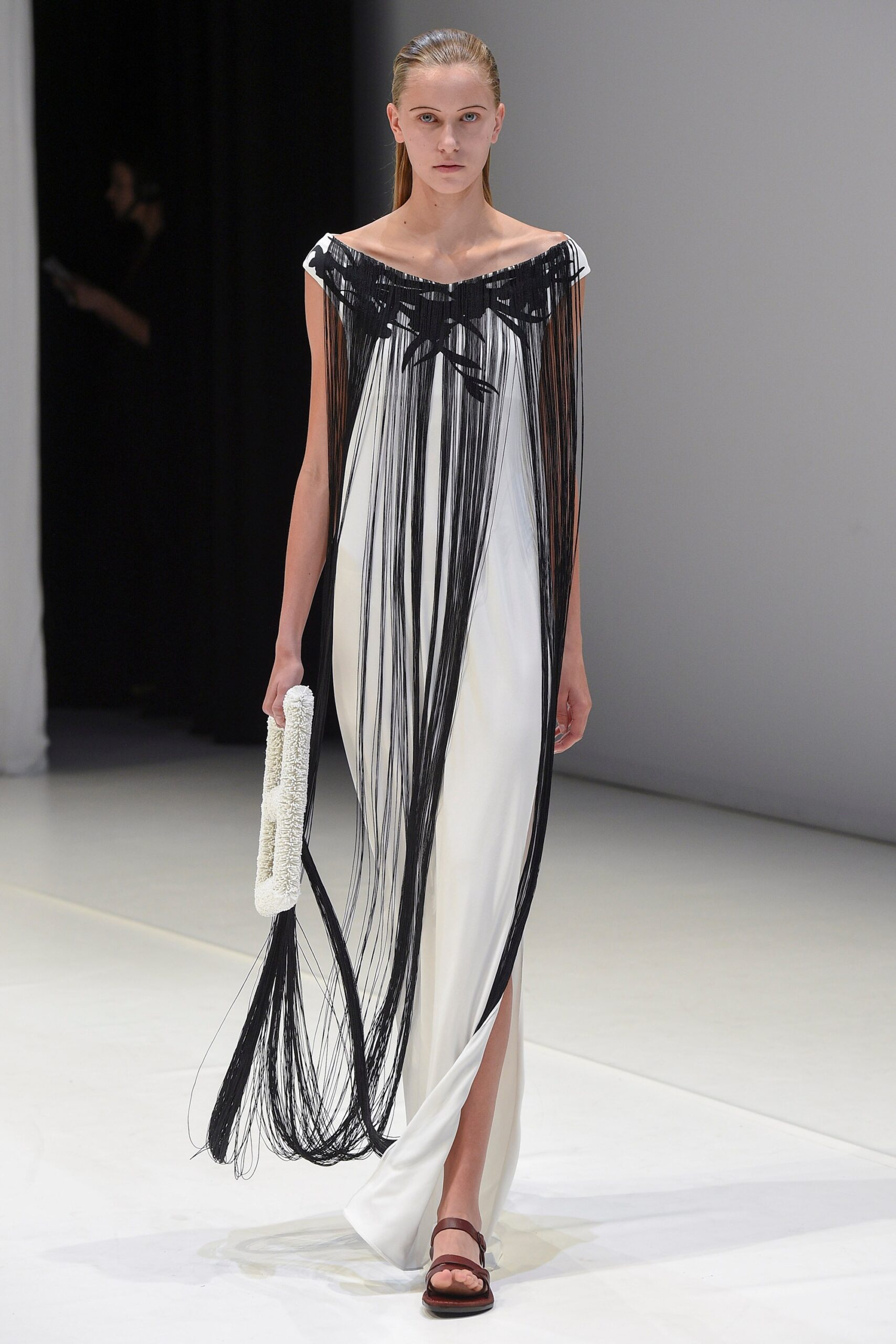 Chalayan S/S 18 Look 560