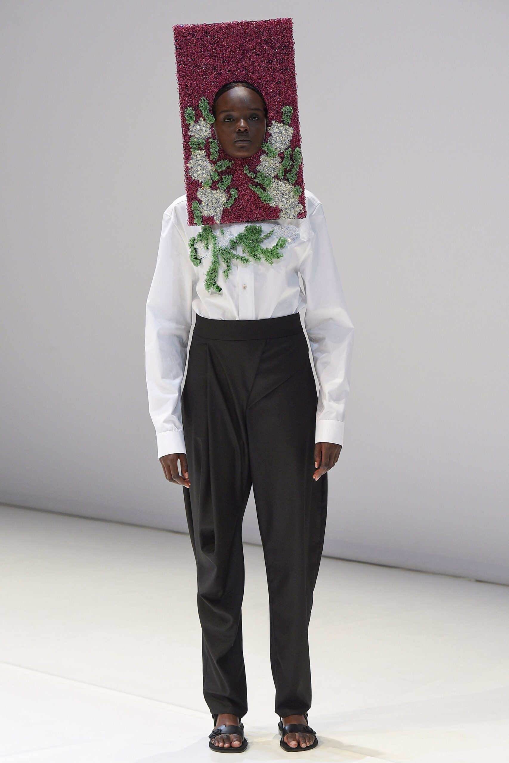 Chalayan S/S 18 Look 618