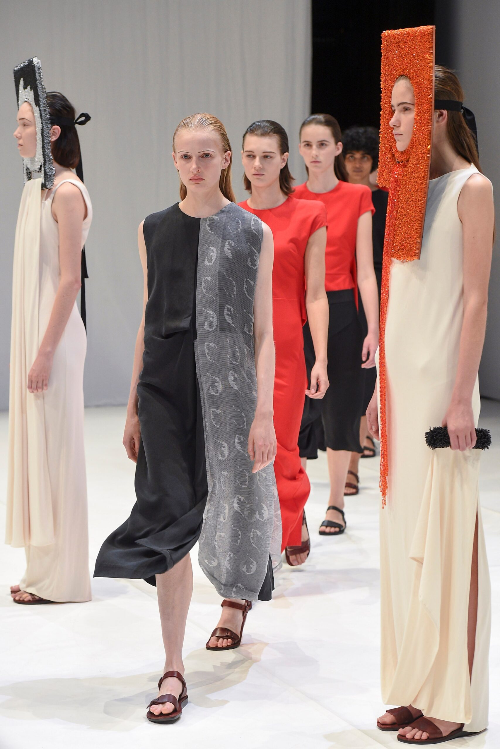 Chalayan S/S 18 Look 637