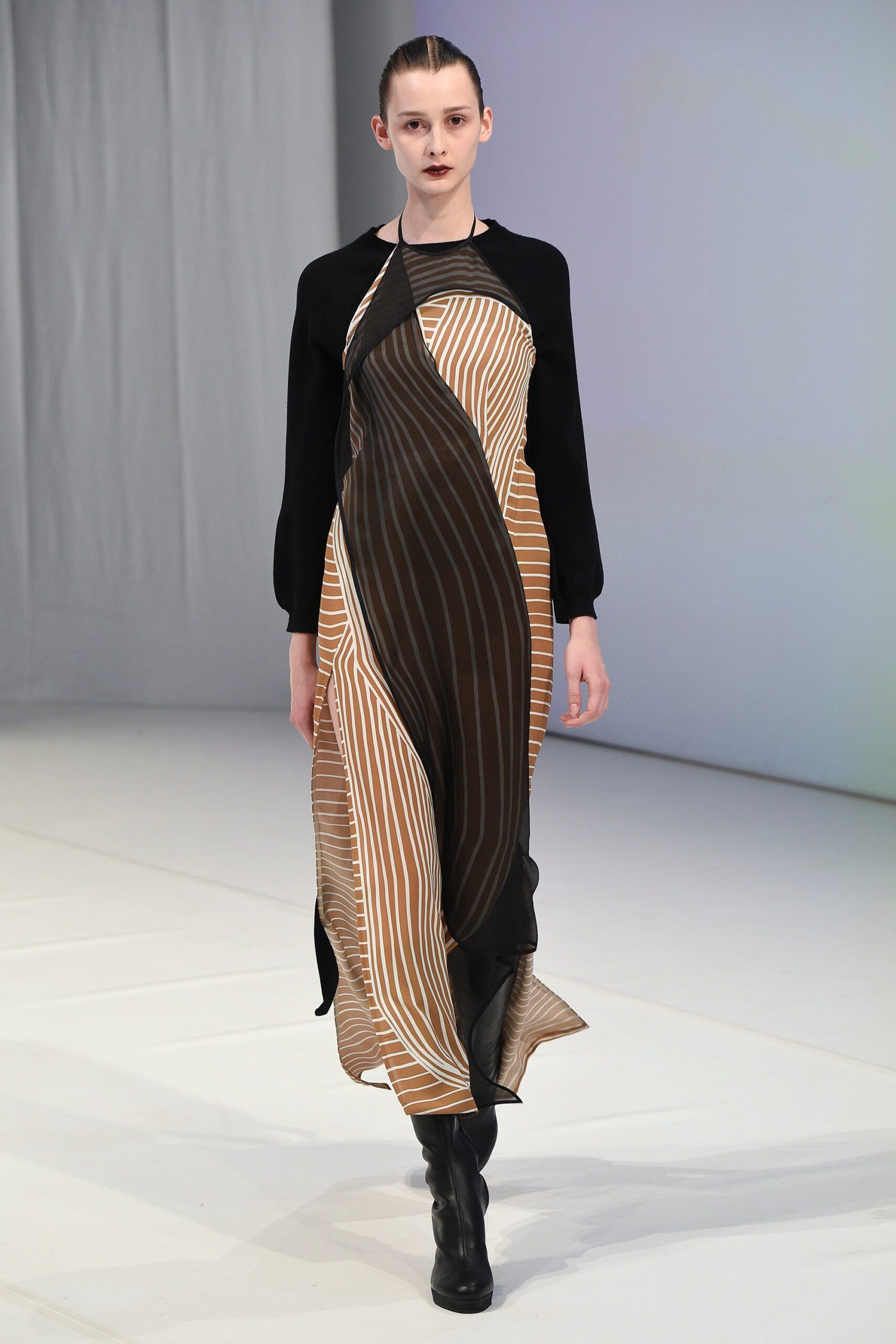 Chalayan F/W 18 Look 570