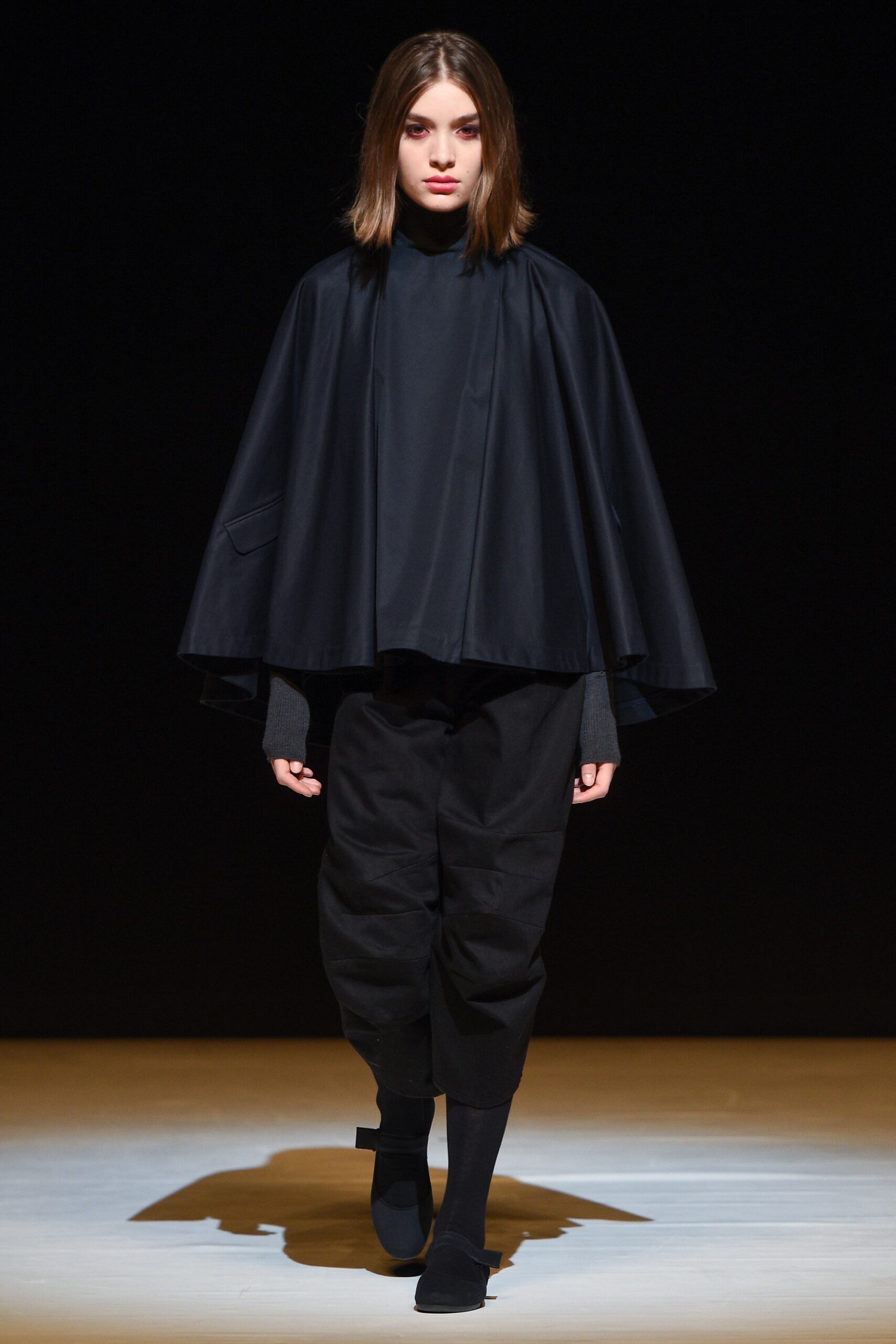 Chalayan F/W 17 Look 199